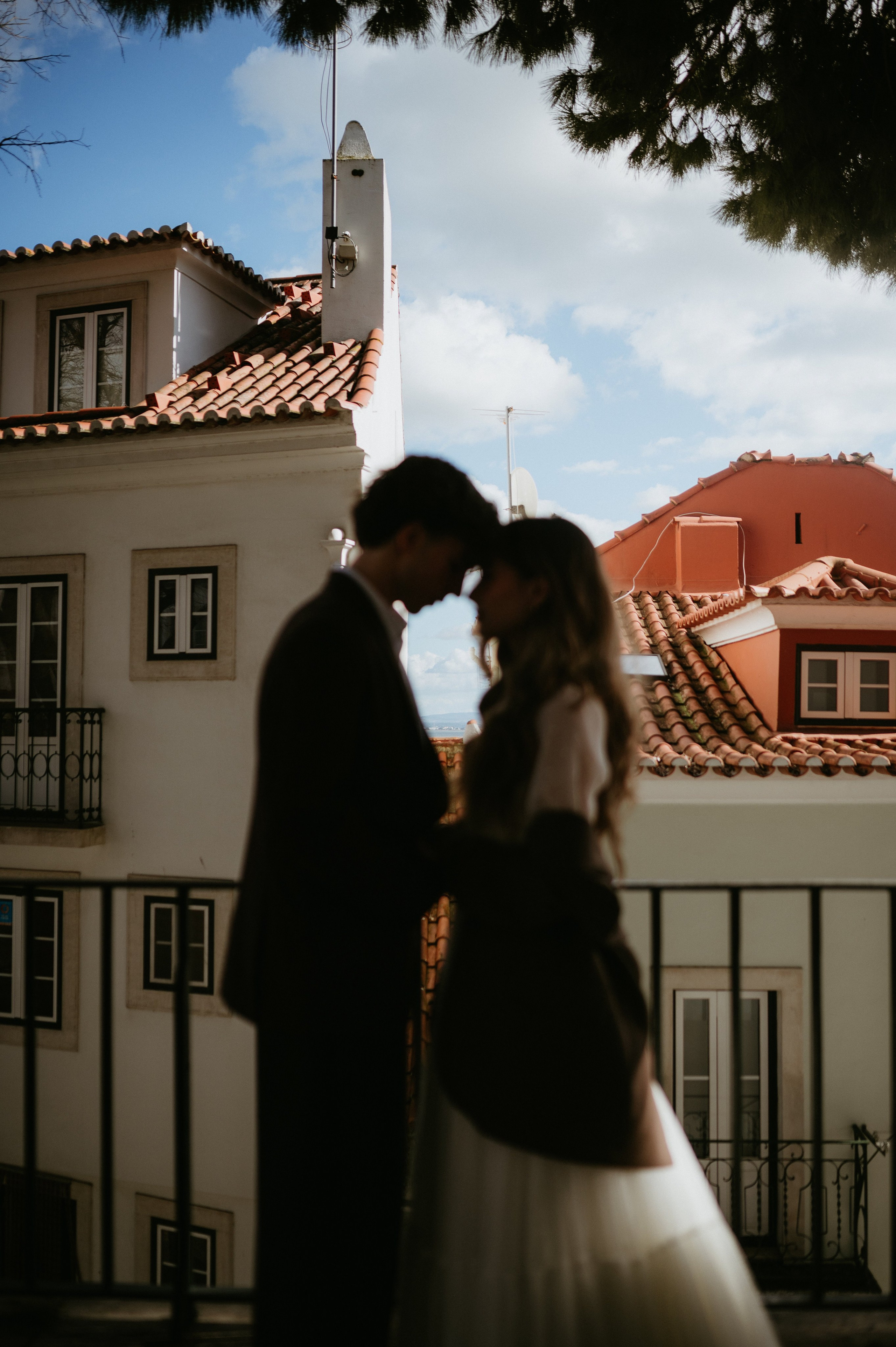 Ședință foto romantică în Lisabona – Inspirație pentru fotografiile de nuntă. Valentin Melen - fotograf de nunta 🤍