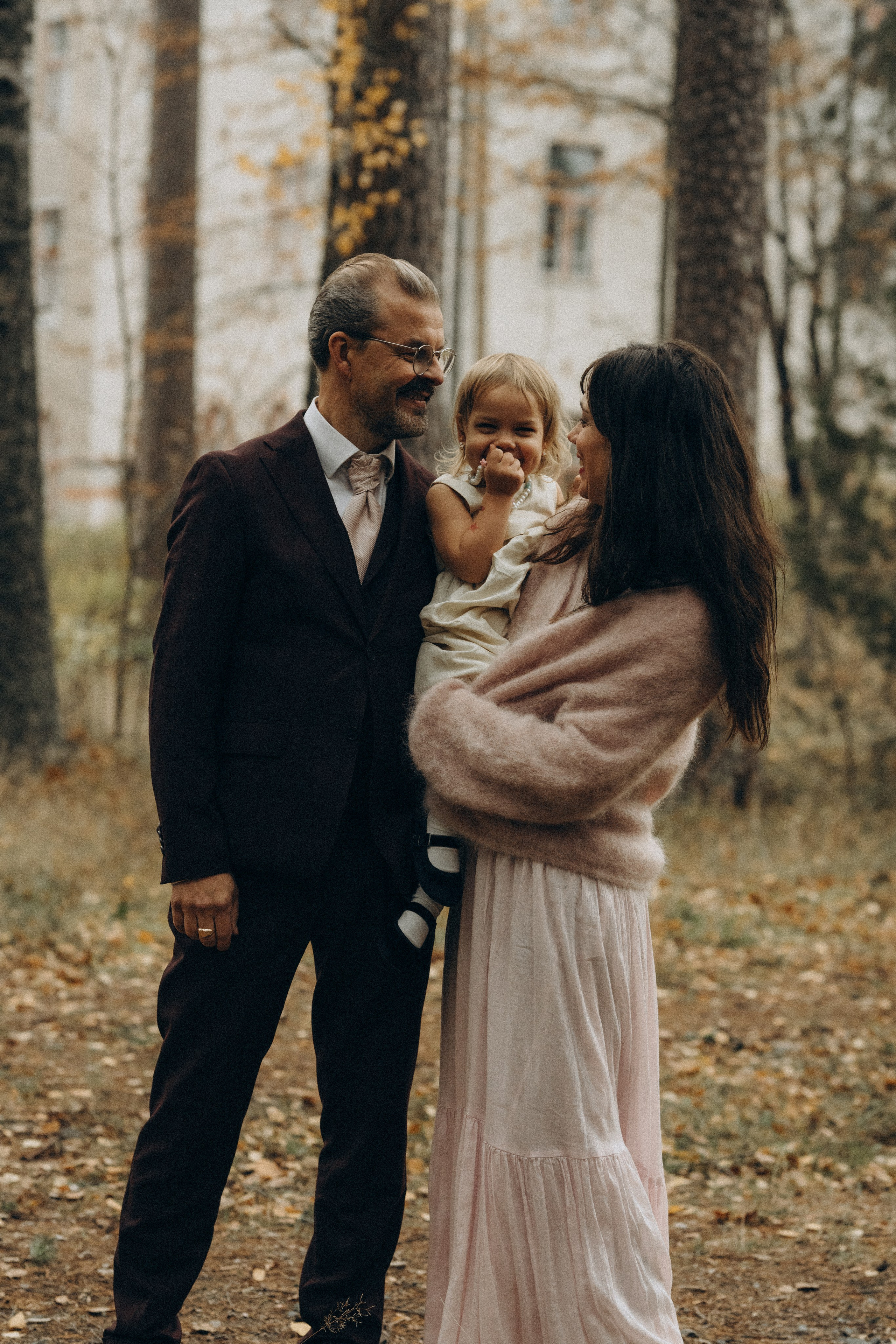 Venla & Kerr. Wedding and portrait photographer in Helsinki Vickan O