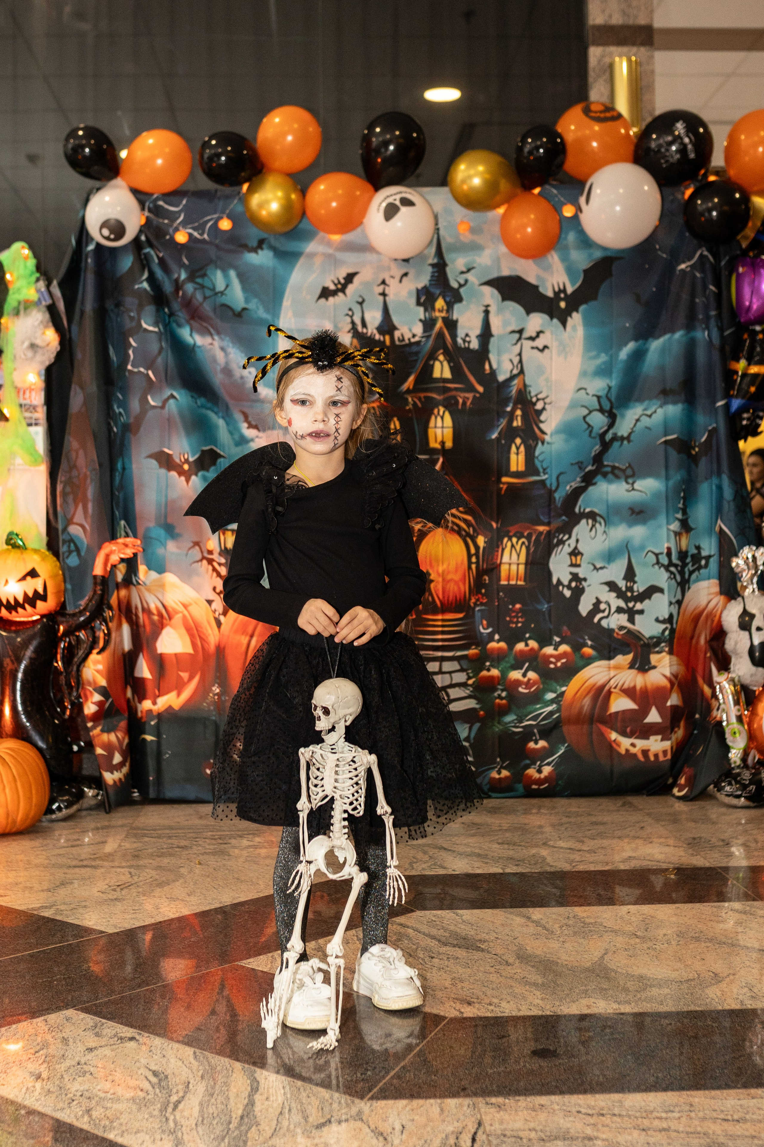 Leo dance studio Helloween 2025. Семейный и детский фотограф в Варшаве Мила Бобровская