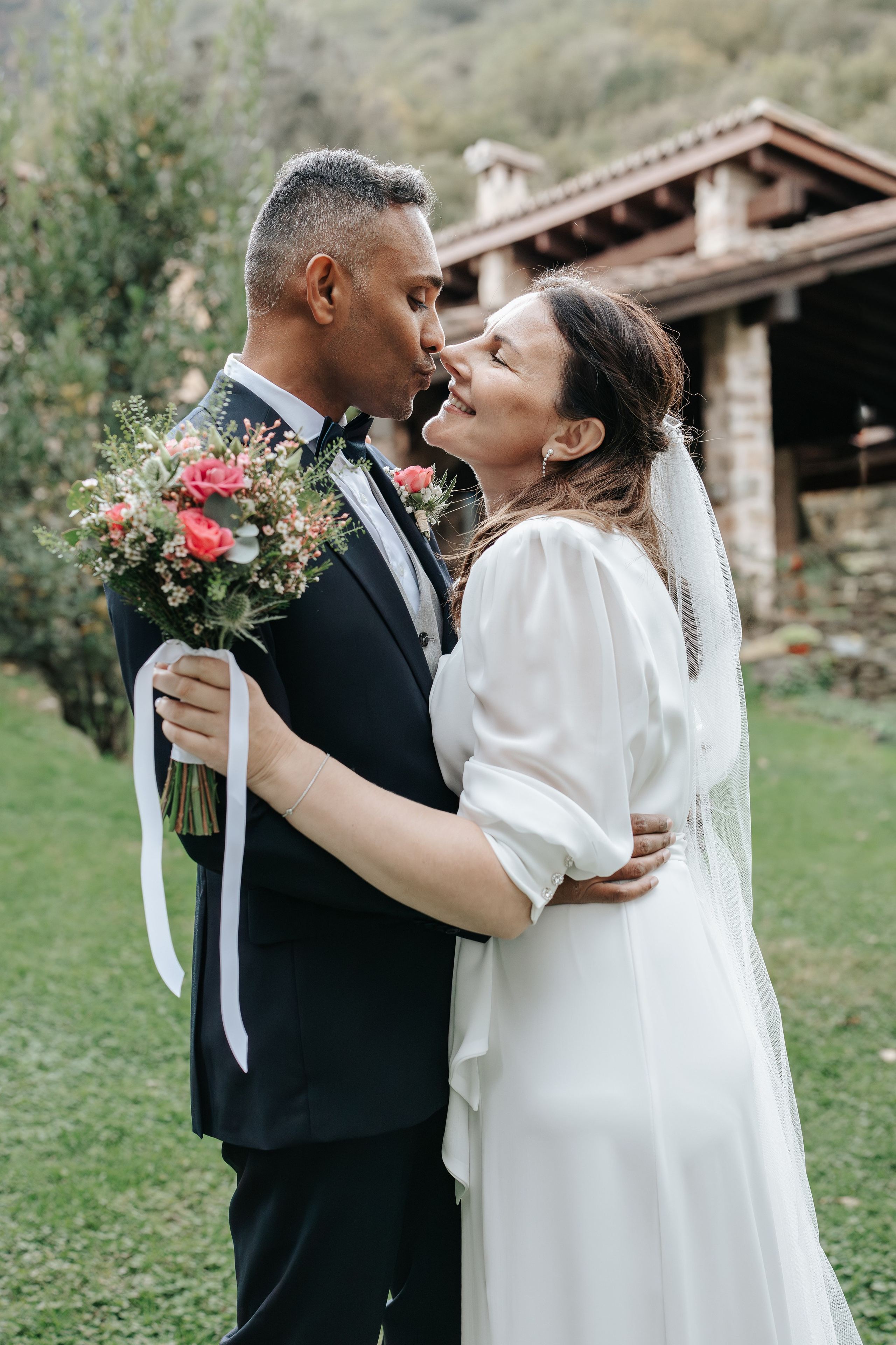 Aurelia+Anand, 02.11.2025, Olot. Fotógrafa de bodas en Cataluña