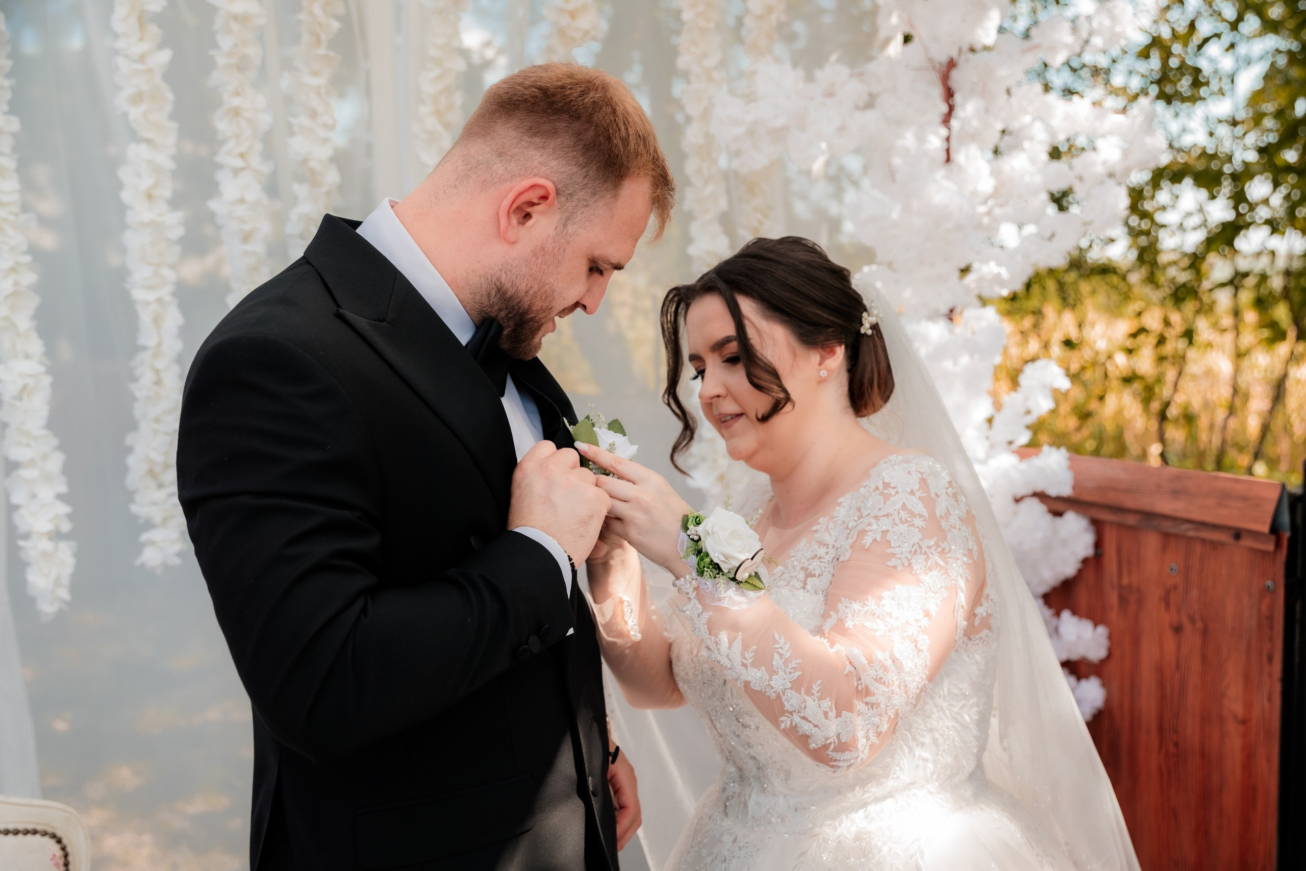 servicii foto. servicii foto Botoșani. servicii foto video Botoșani. fotograf nunta. fotograf evenimente. fotograf nunta Botoșani. Alin chirila. Alin chirila fotograf. Alinofotostudio.- Mire și mireasă – Sergiu & Liliana – ziua nunții, 2024  - Emoții în ziua nunții – Sergiu și Liliana  - Dansul mirilor – fotografie artistică nuntă 2024  - Sedinta foto romantică în natură – Sergiu & Liliana  - Rochia de mireasă și detalii de nuntă elegante