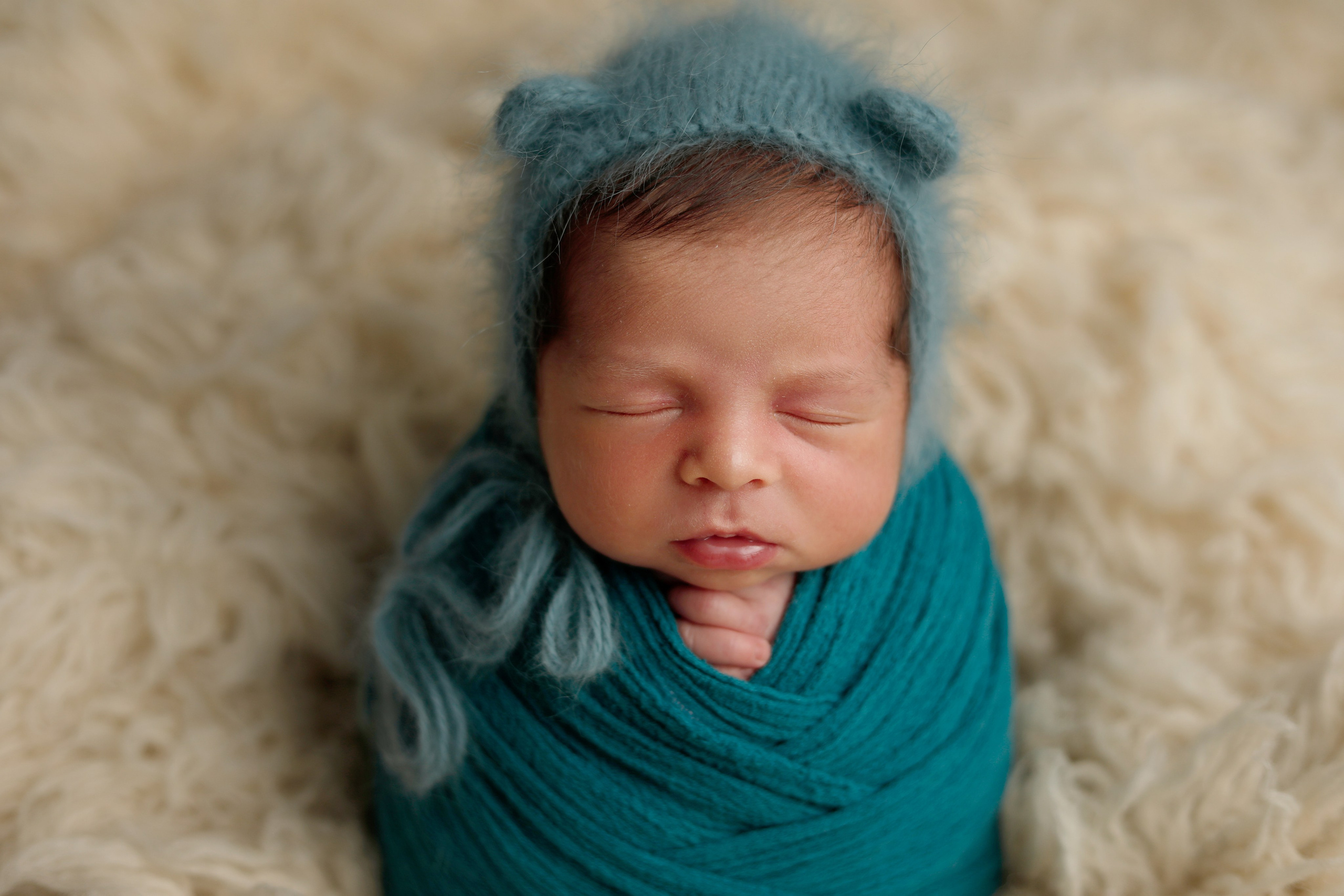 Alicia Beatrice Predoiu. Neugeborenen Fotograf Ulm (Umgebung)