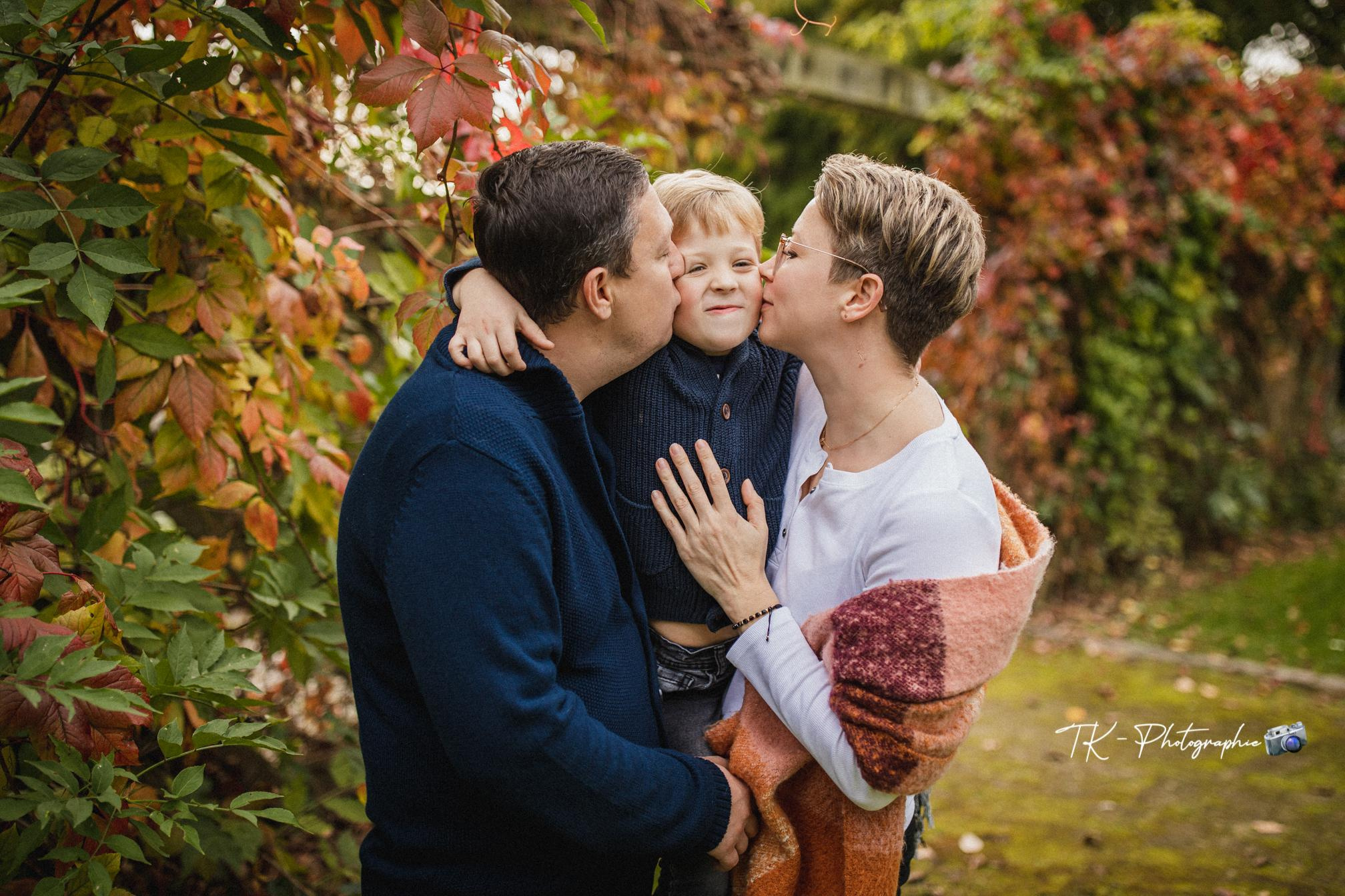 Familien Fotoshooting Herbst. Hochzeitfotograf in Bielefeld