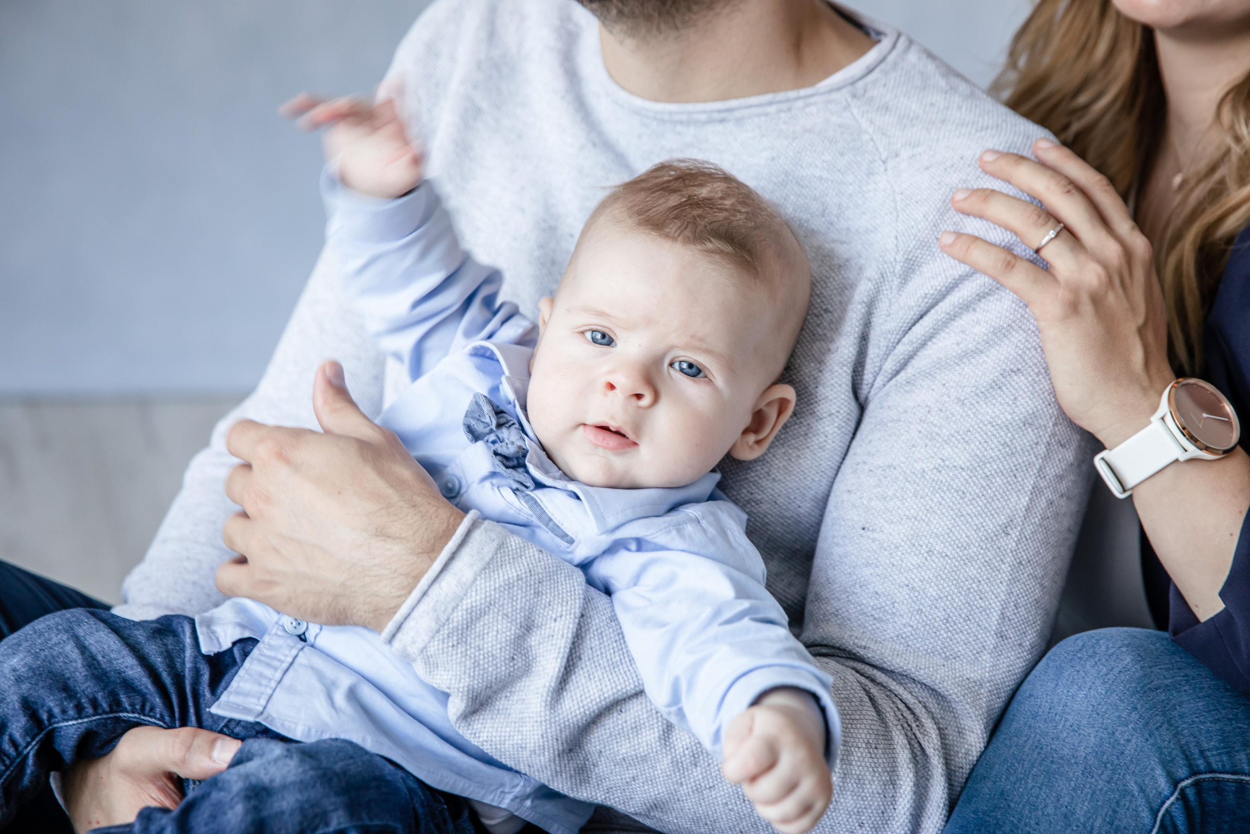 Familien Fotoshooting im Studio. Hochzeitfotograf in Bielefeld
