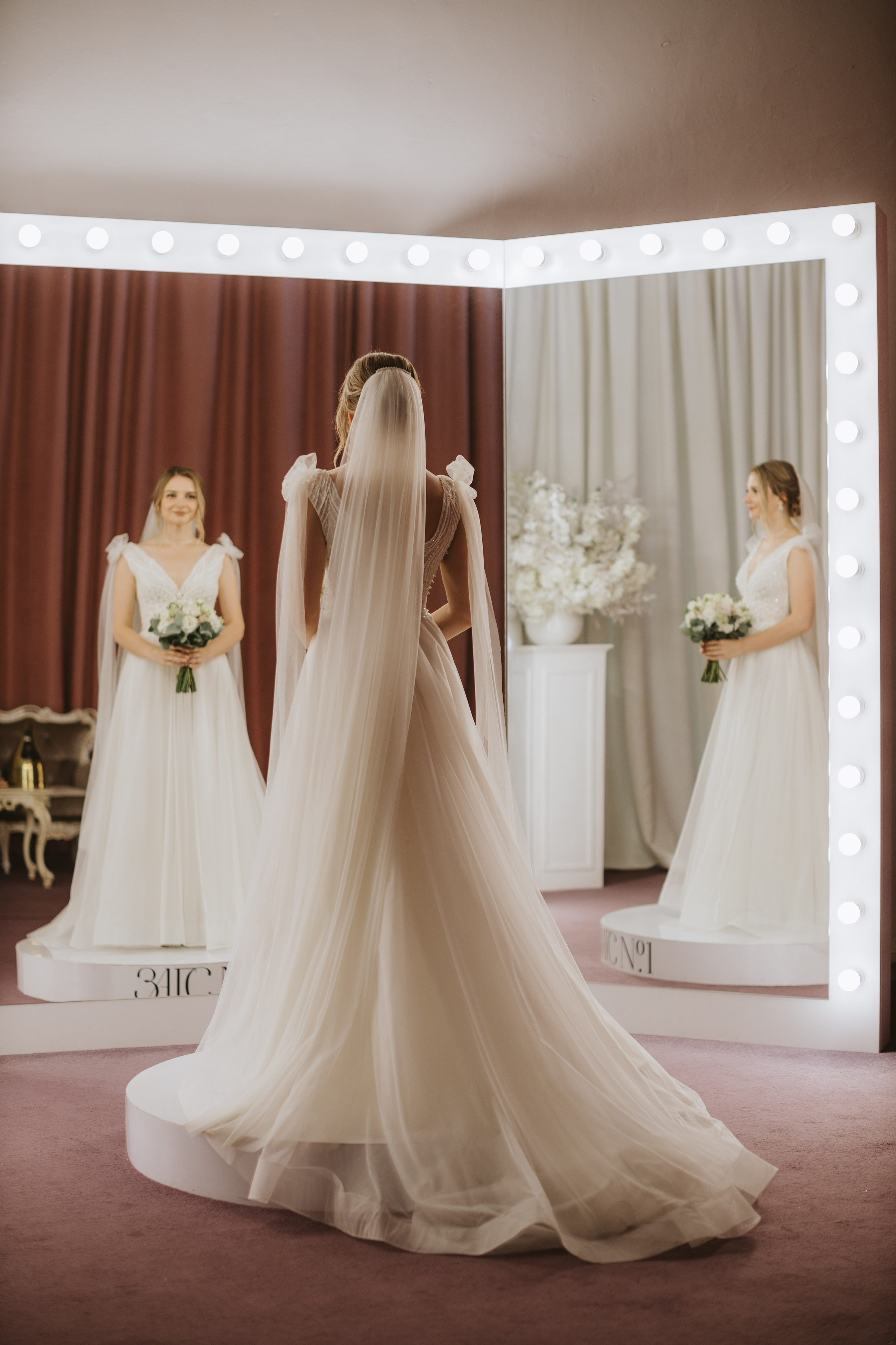 Photographer Nicollo. Khanoffilm