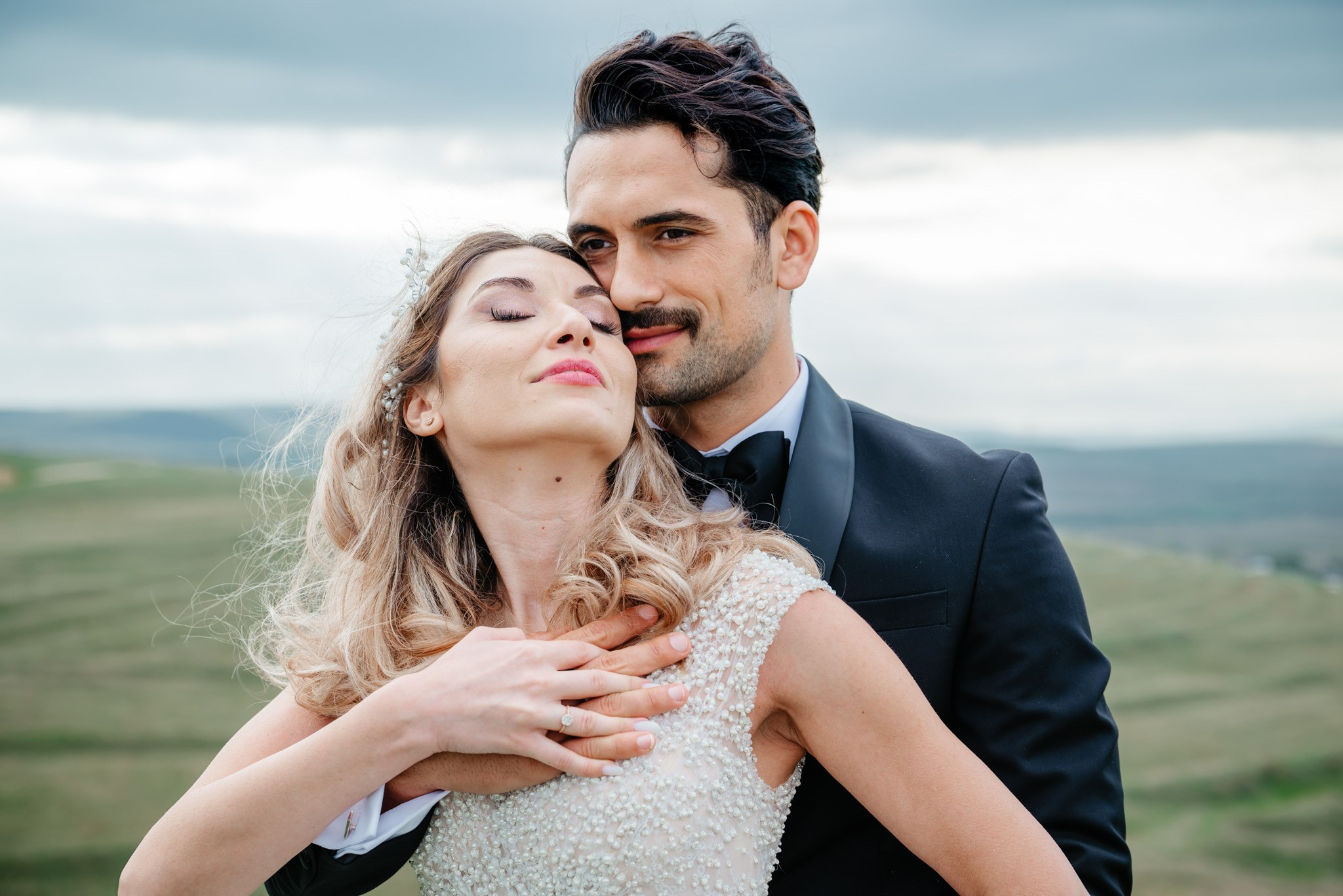 Alexandra & Robert. Www.besttalesstudio.com