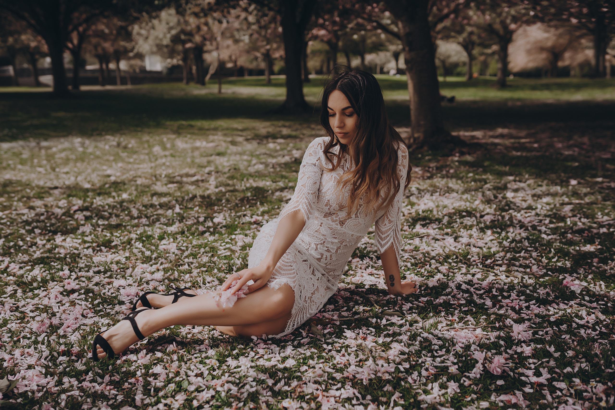 In bloom. Maternity/Love story/Wedding photographer