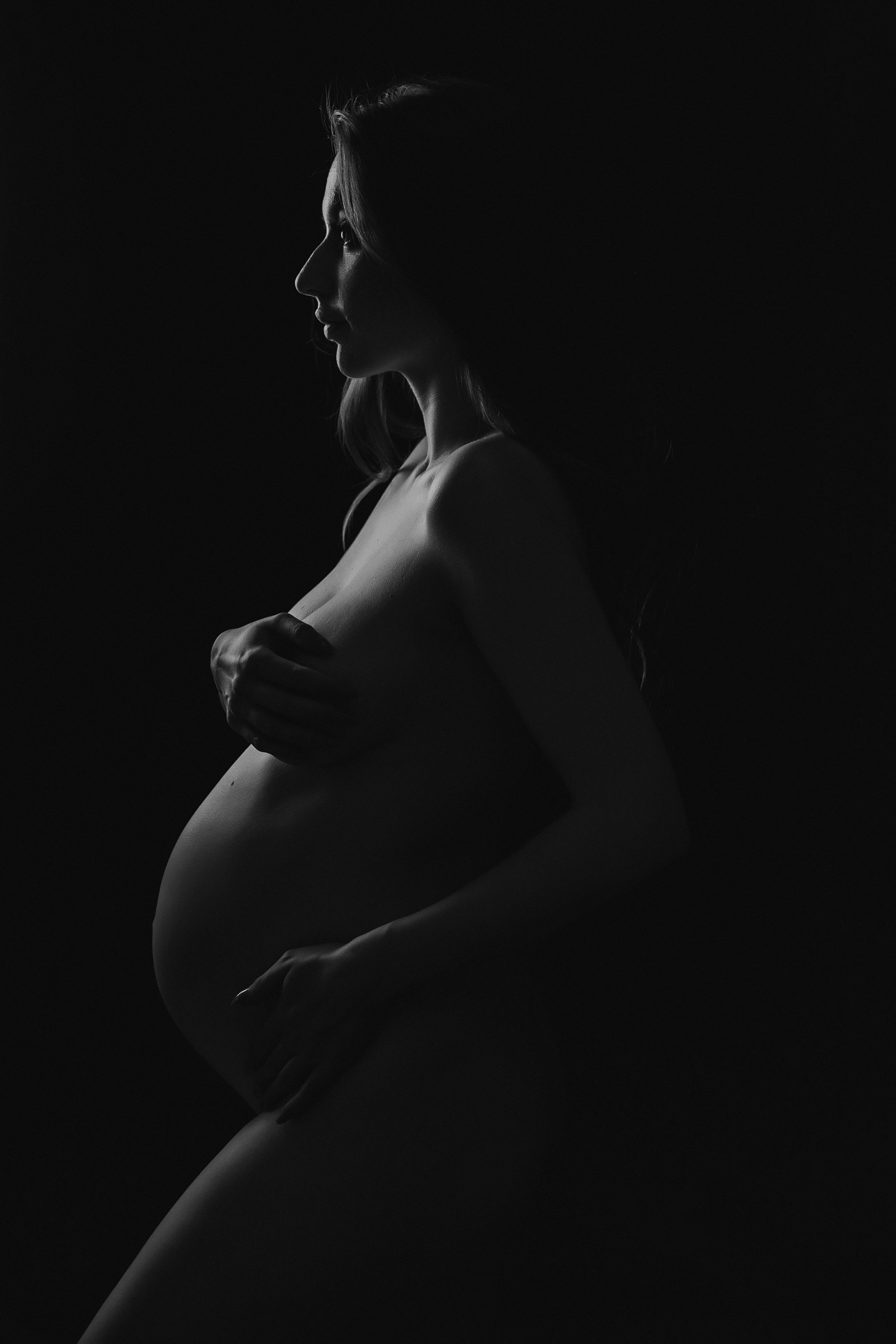 STUDIO: Julia. Maternity/Love story/Wedding photographer