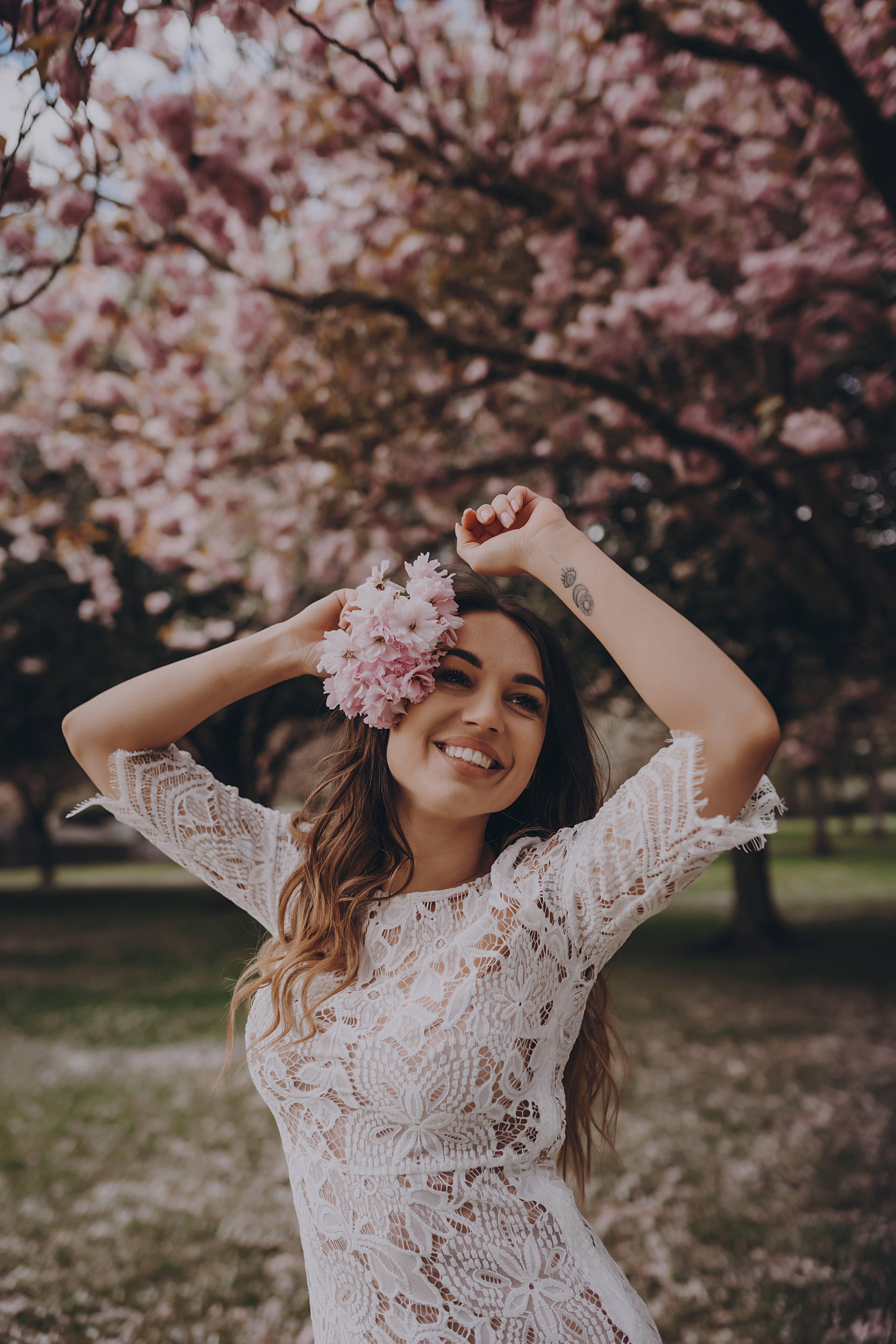 In bloom. Maternity/Love story/Wedding photographer