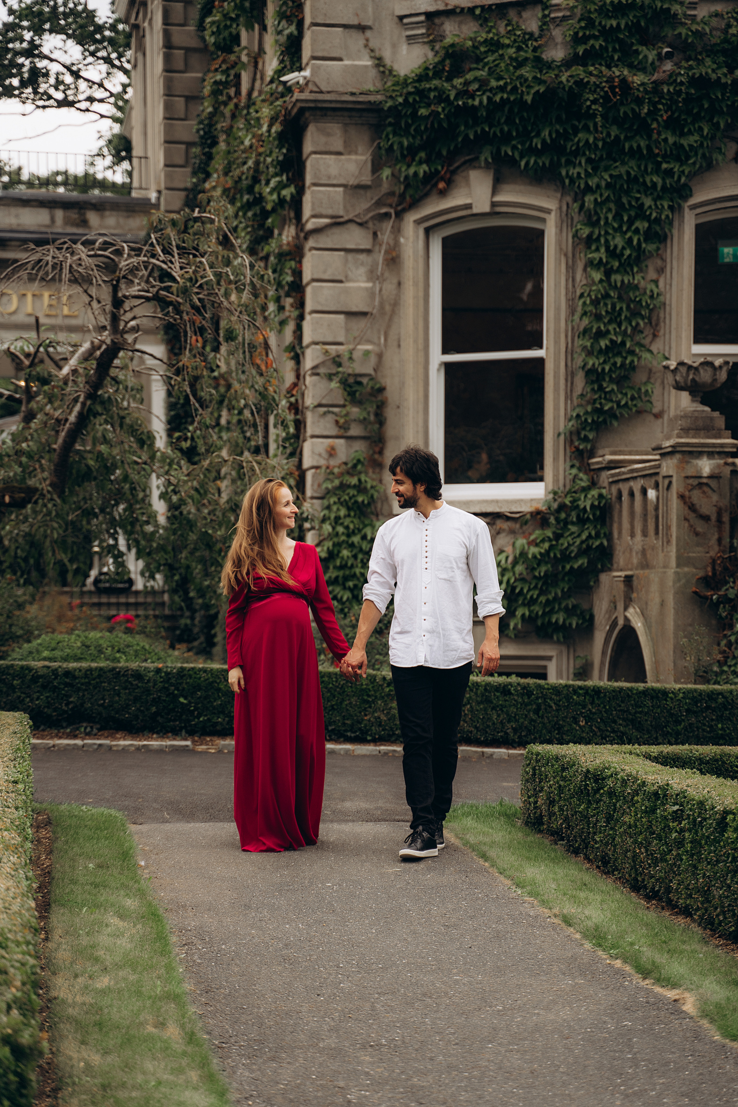OUTDOOR: Roci & Rodrigo. Maternity/Love story/Wedding photographer