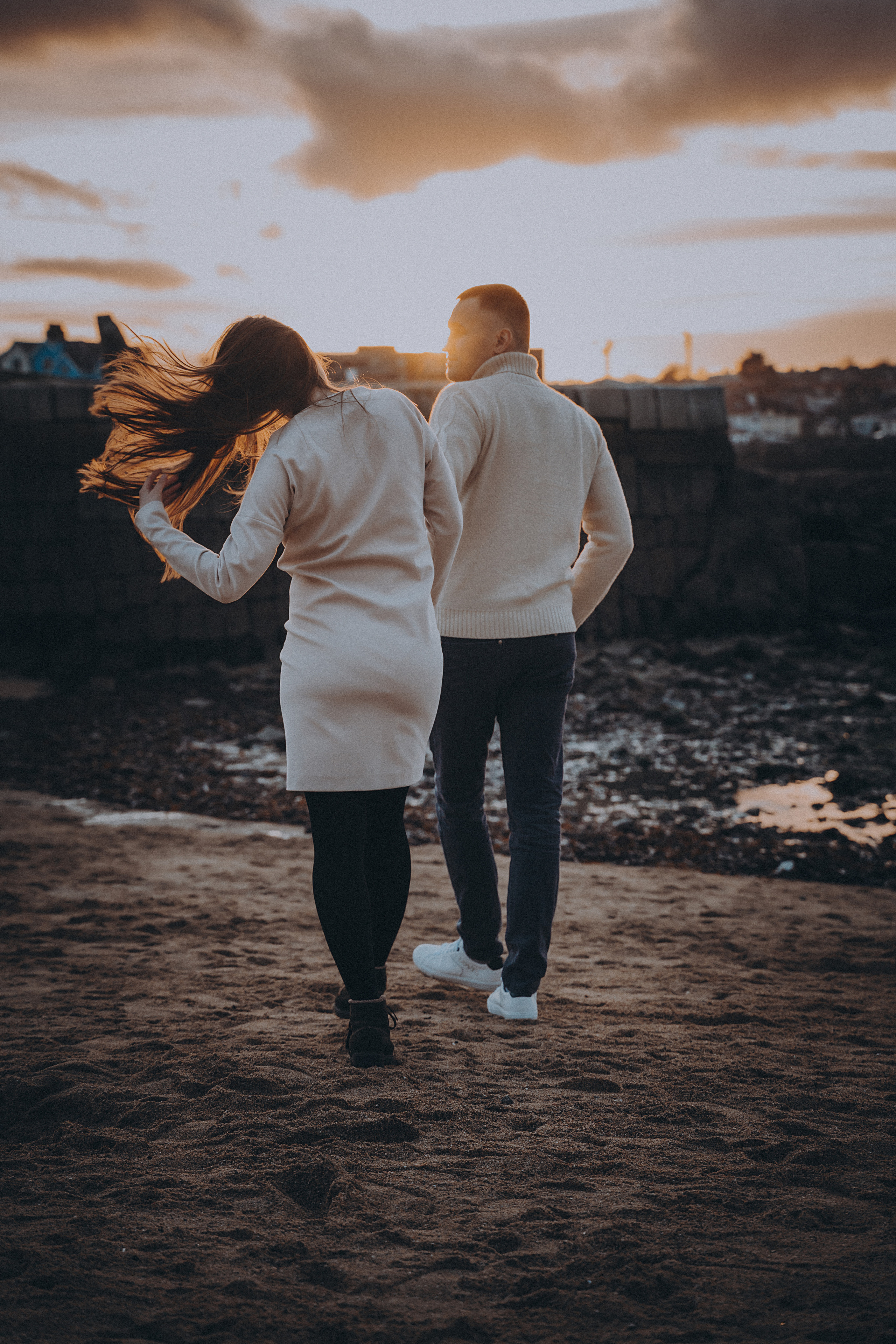 OUTDOOR: O & Z. Main