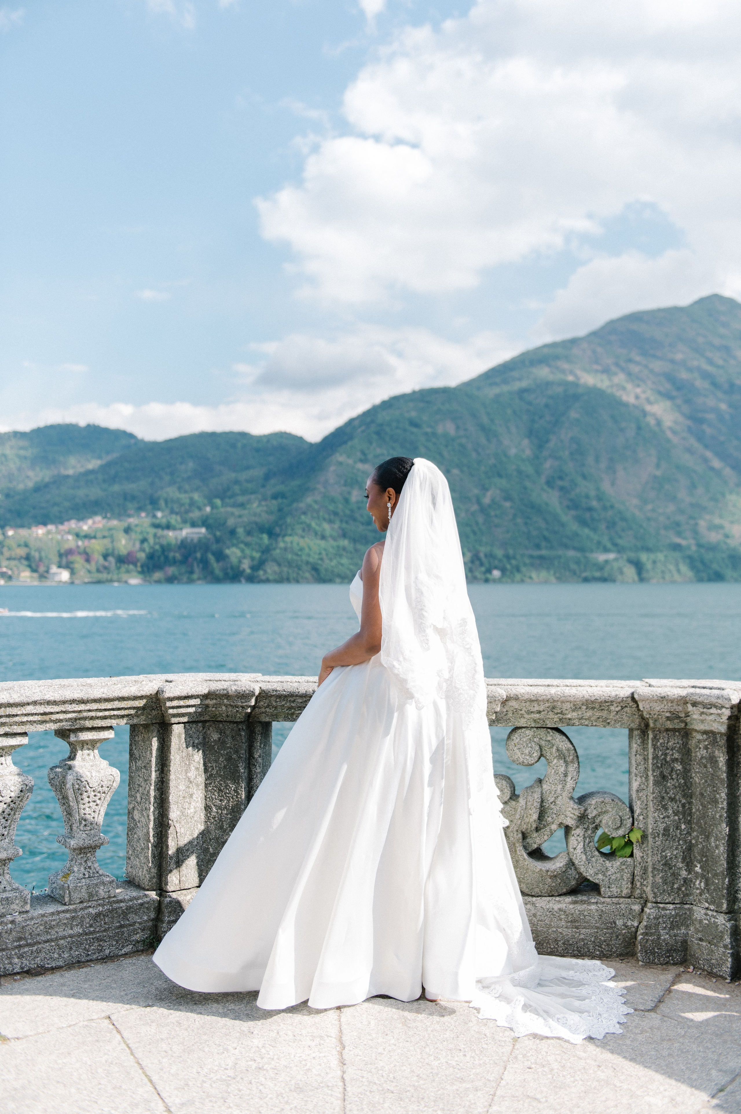 Lake Como. Lake Como Photographer — Proposal | Wedding | Elopement