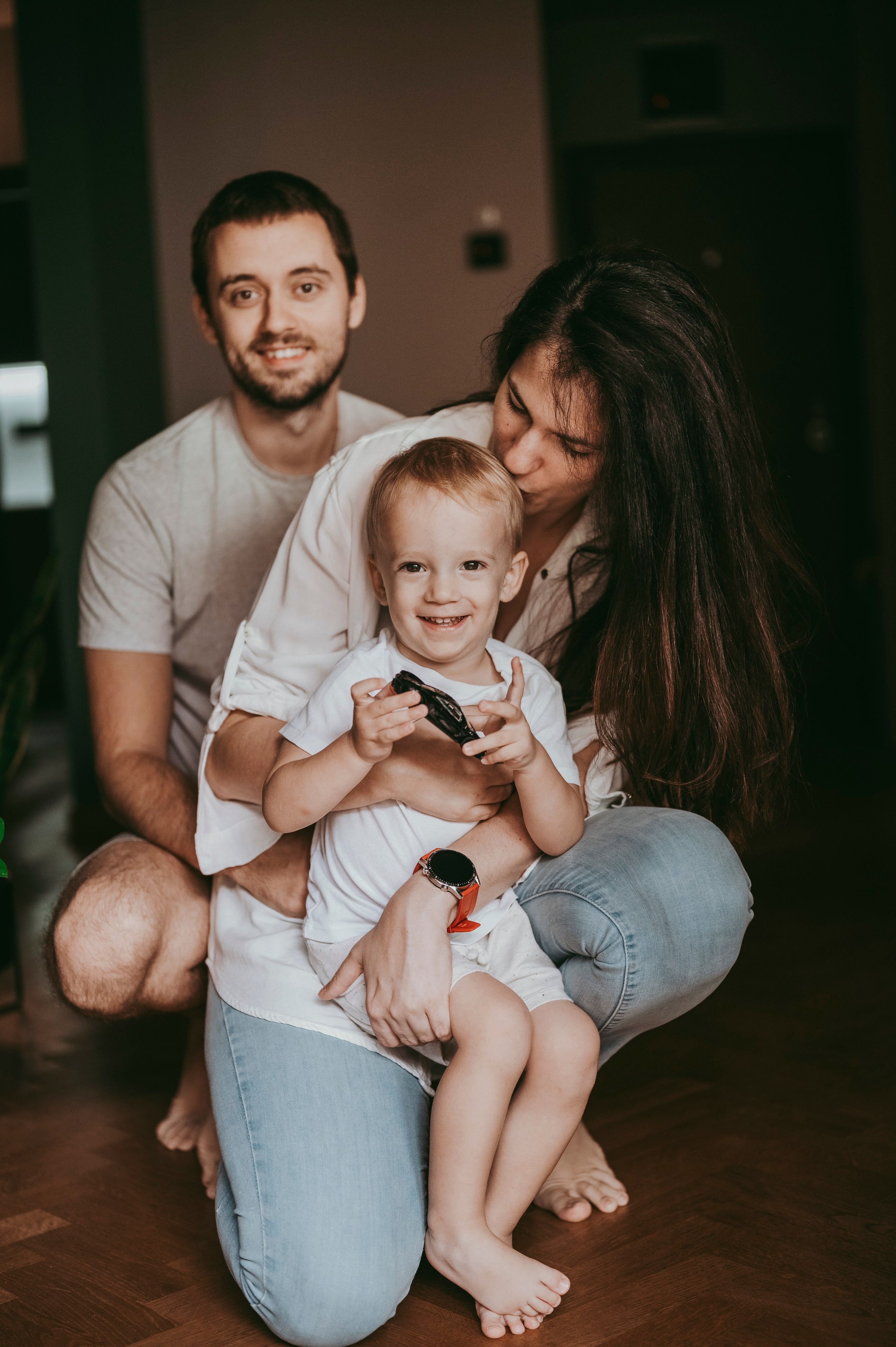 Sonja, Nikola, Lazar i Luka / porodicno fotografisanje kod kuce. Deciji i porodicni fotograf u Beogradu Oksana Skendzic