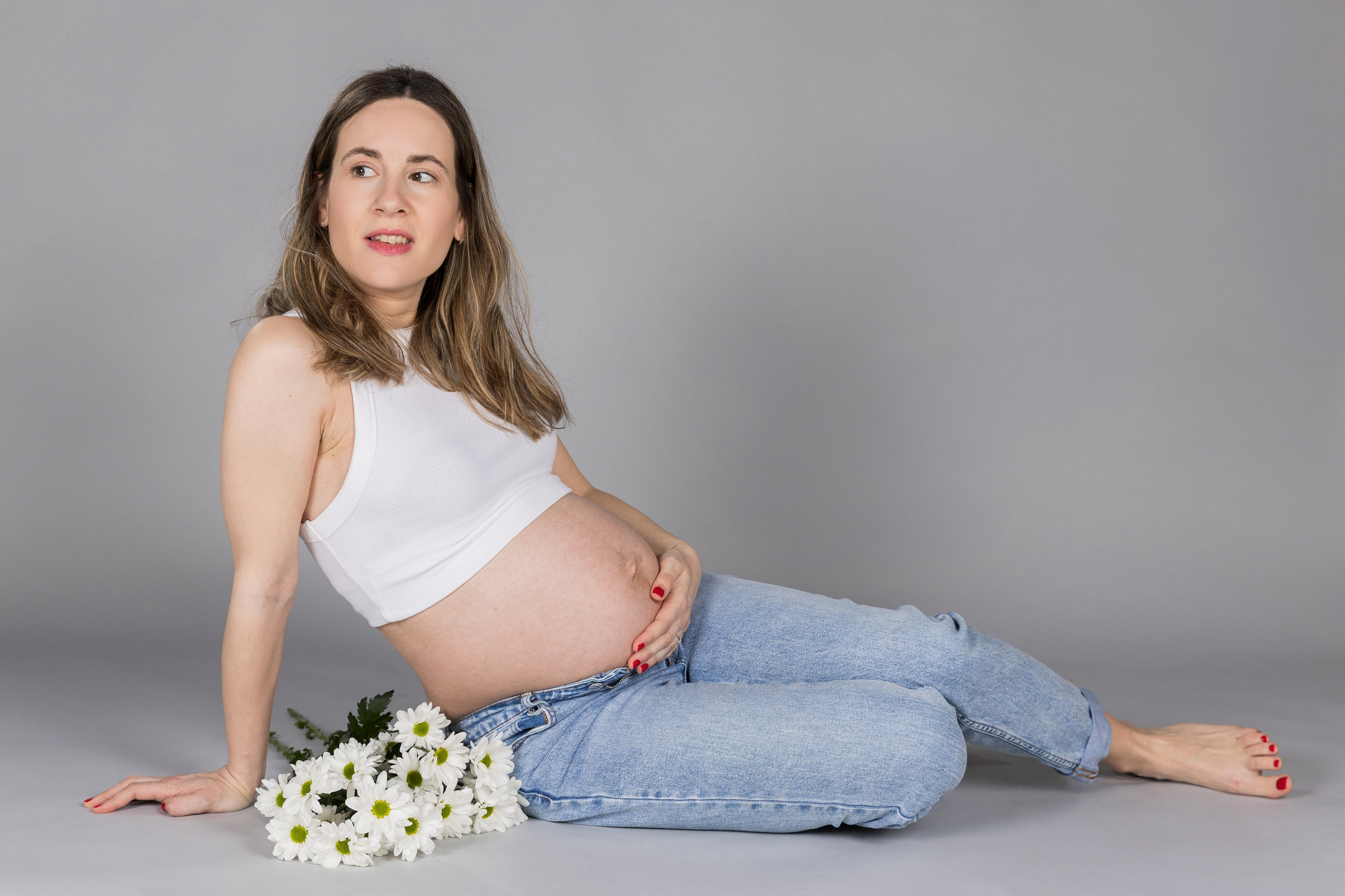 Sesiones de Fotografía de Embarazo en Madrid - Rainbox. Rainbox Estudio de Fotografía