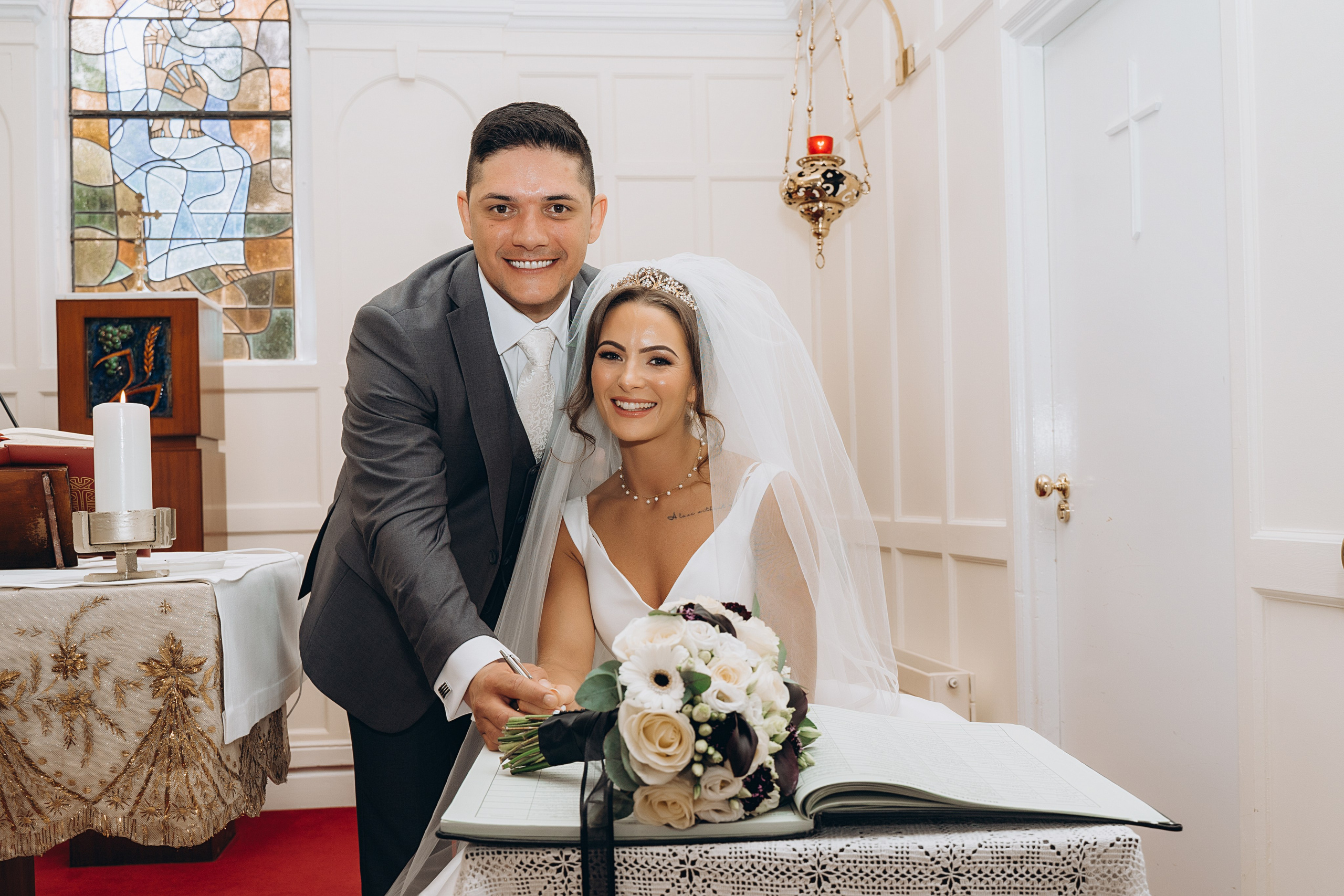 Megan & Oneias. Maternity/Love story/Wedding photographer