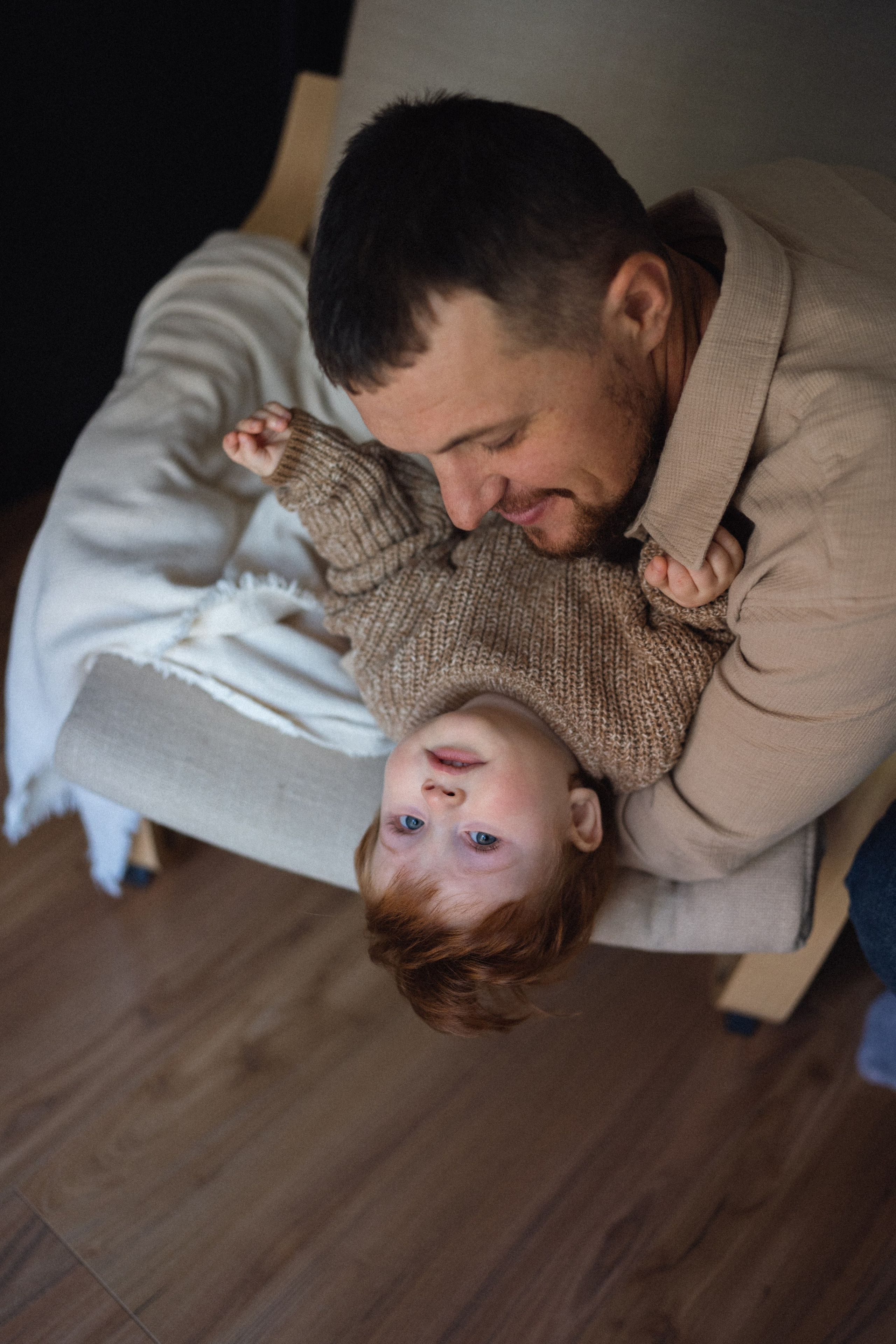 Family Photoshoot Spain with kids. Photographer in Madrid, Spain. Alyona Belyaninova