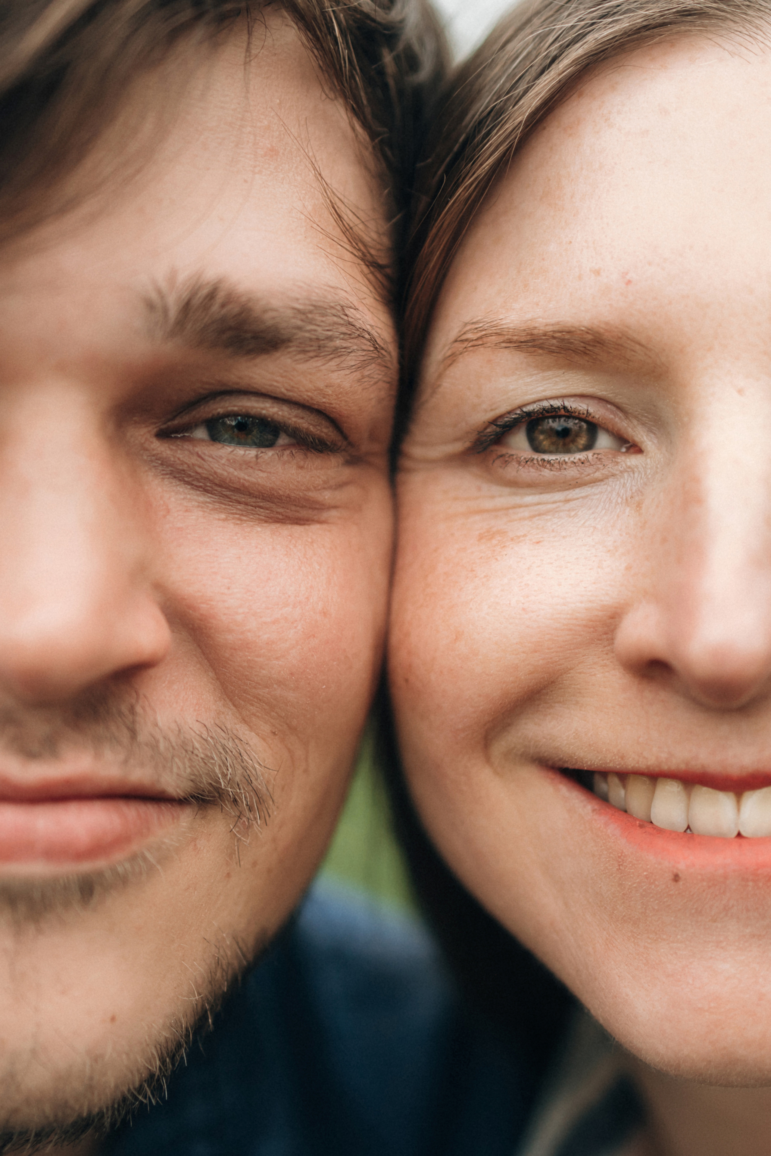 Babybauch-Fotoshooting in den blühenden Apfelplantagen des Alten Landes. Maria Chistyakovа — Fotografin in Karlsruhe, Baden-Baden und Umgebung