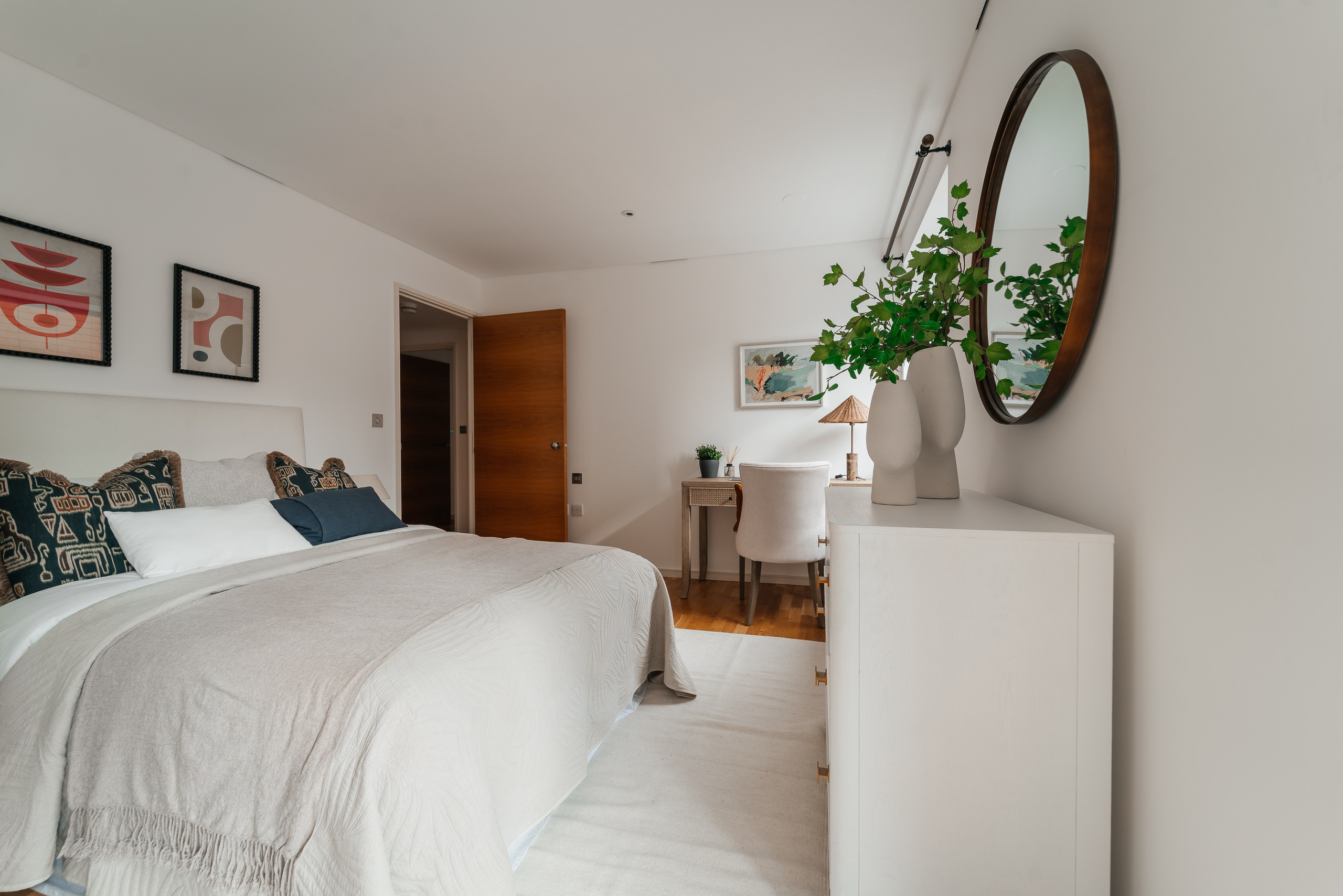 Photography of a 2 bedroom flat. Photographer in England Ekaterina Romanova