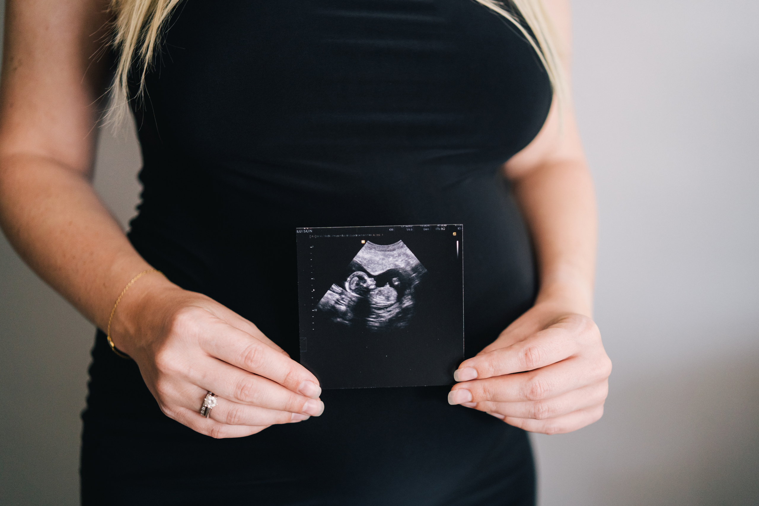 Maternity. Photographer Barcelona Kristina Dorina