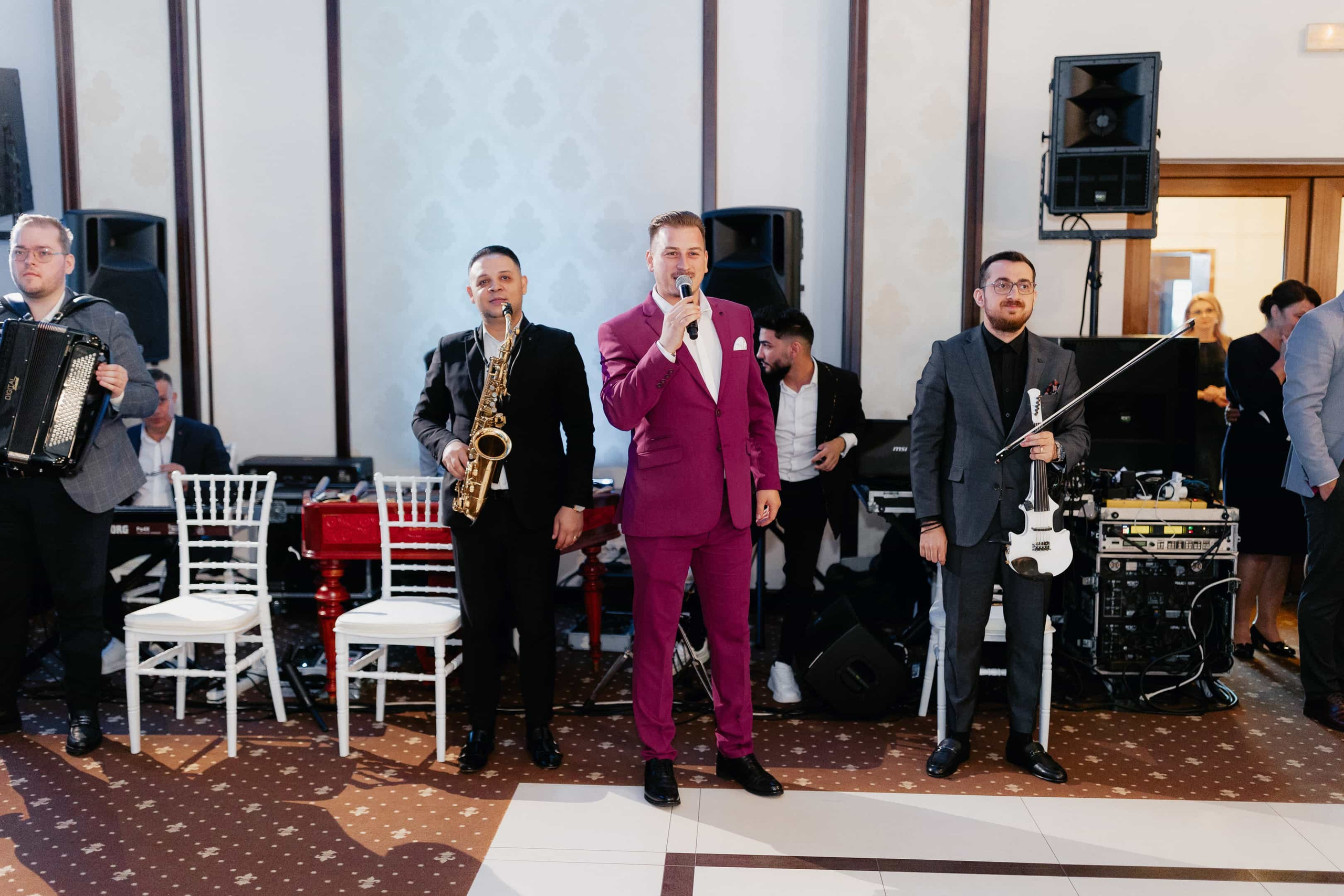 Stefanel & Elena. MovieFrames.ro