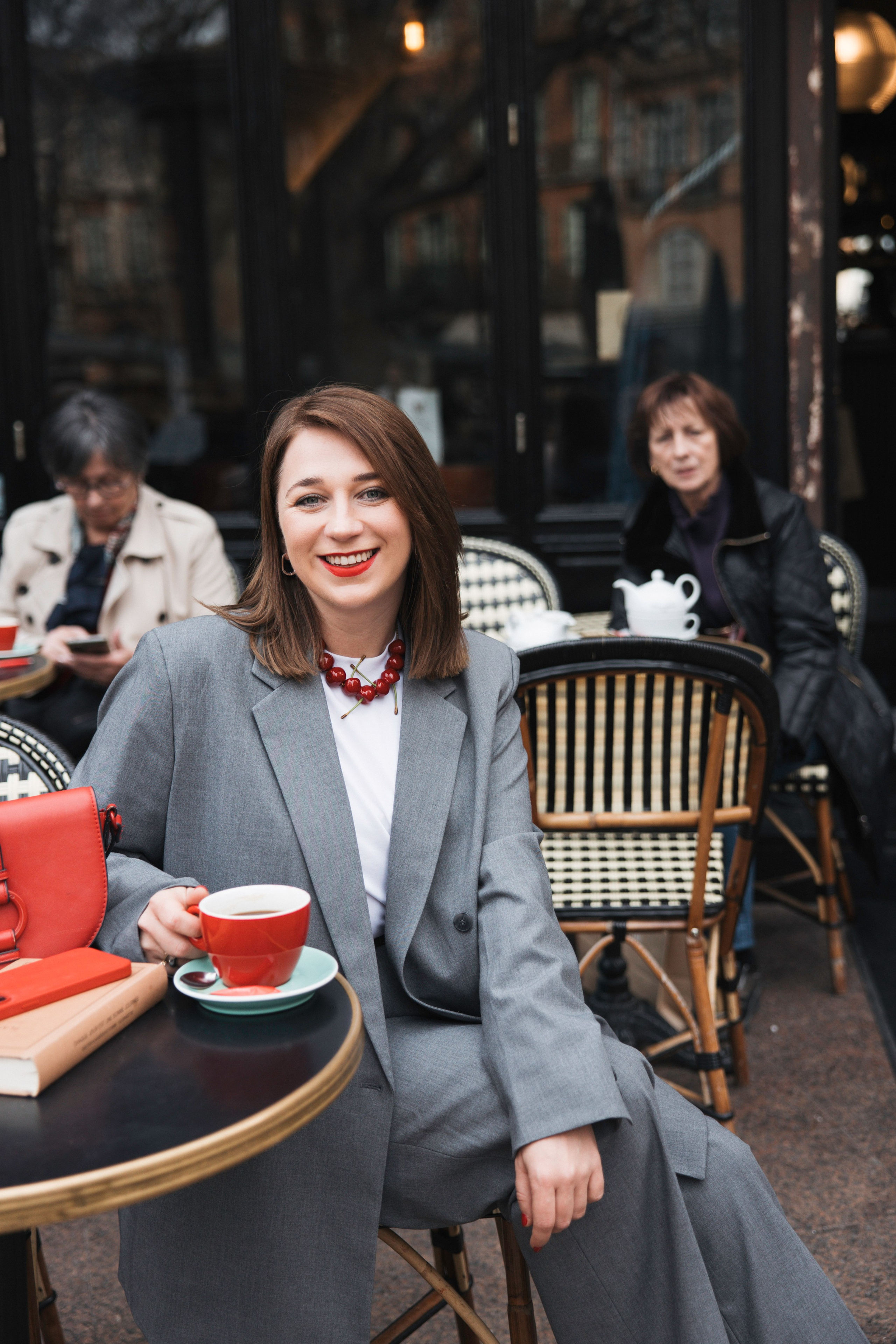 Personal Brand photoshoot in Toulouse. Eugenie Smirnova — wedding, corporate and lifestyle photographer in Toulouse and Southwest France