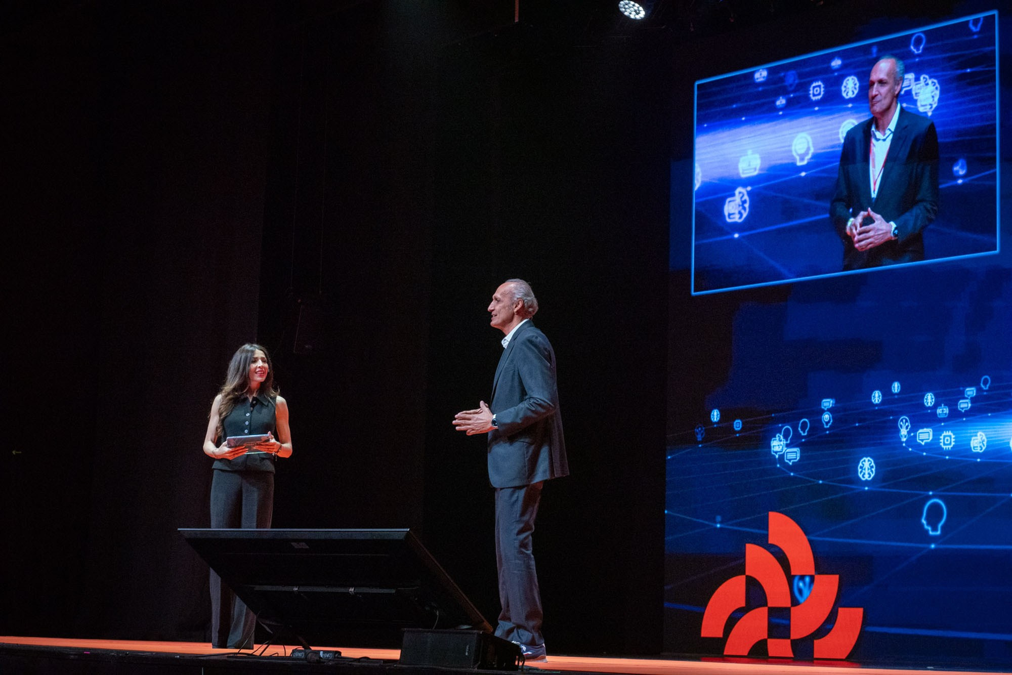 Nalanda. Principe Pio. Fotógrafa en Madrid | Retratos femeninos, familia y sesiones con caballos – Anna Maruleva