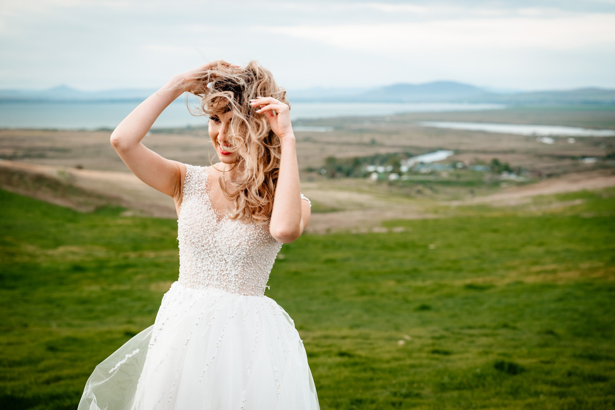 Alexandra & Robert. Www.besttalesstudio.com