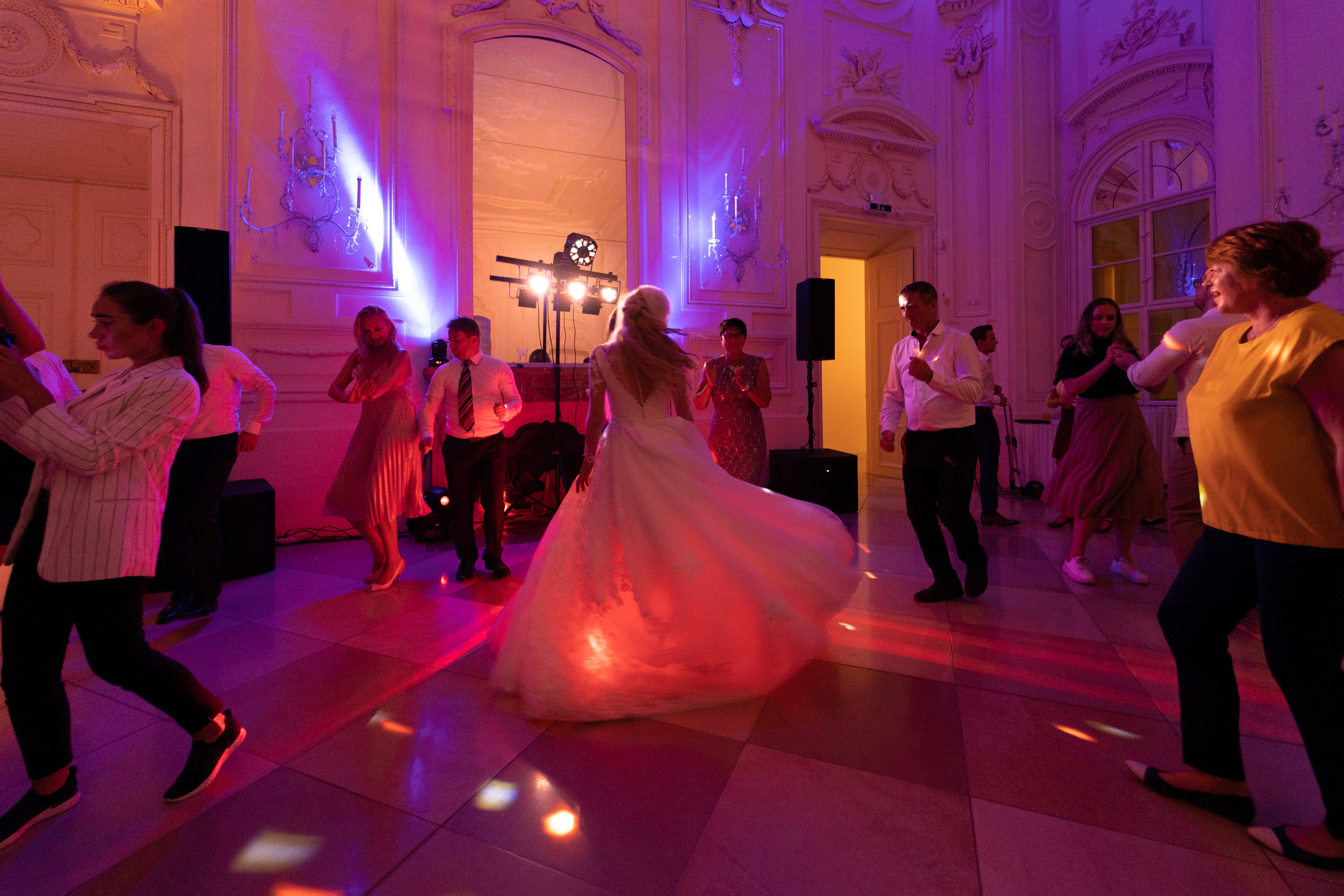 WEDDINGS. Professional garden design and photography services in London