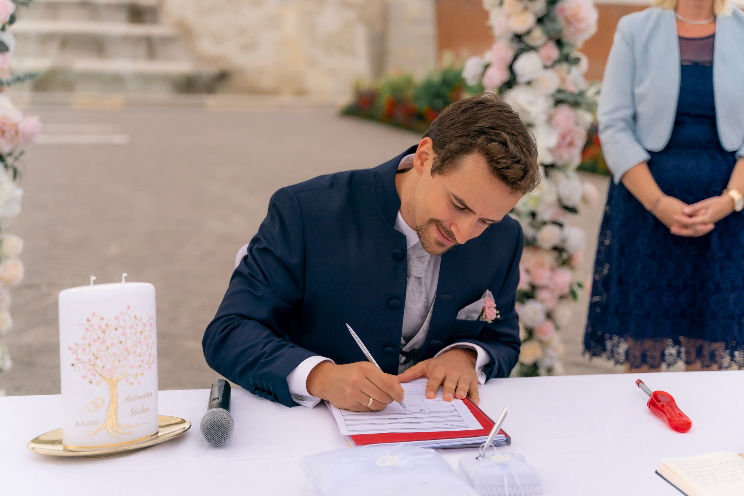 WEDDINGS. Professional garden design and photography services in London