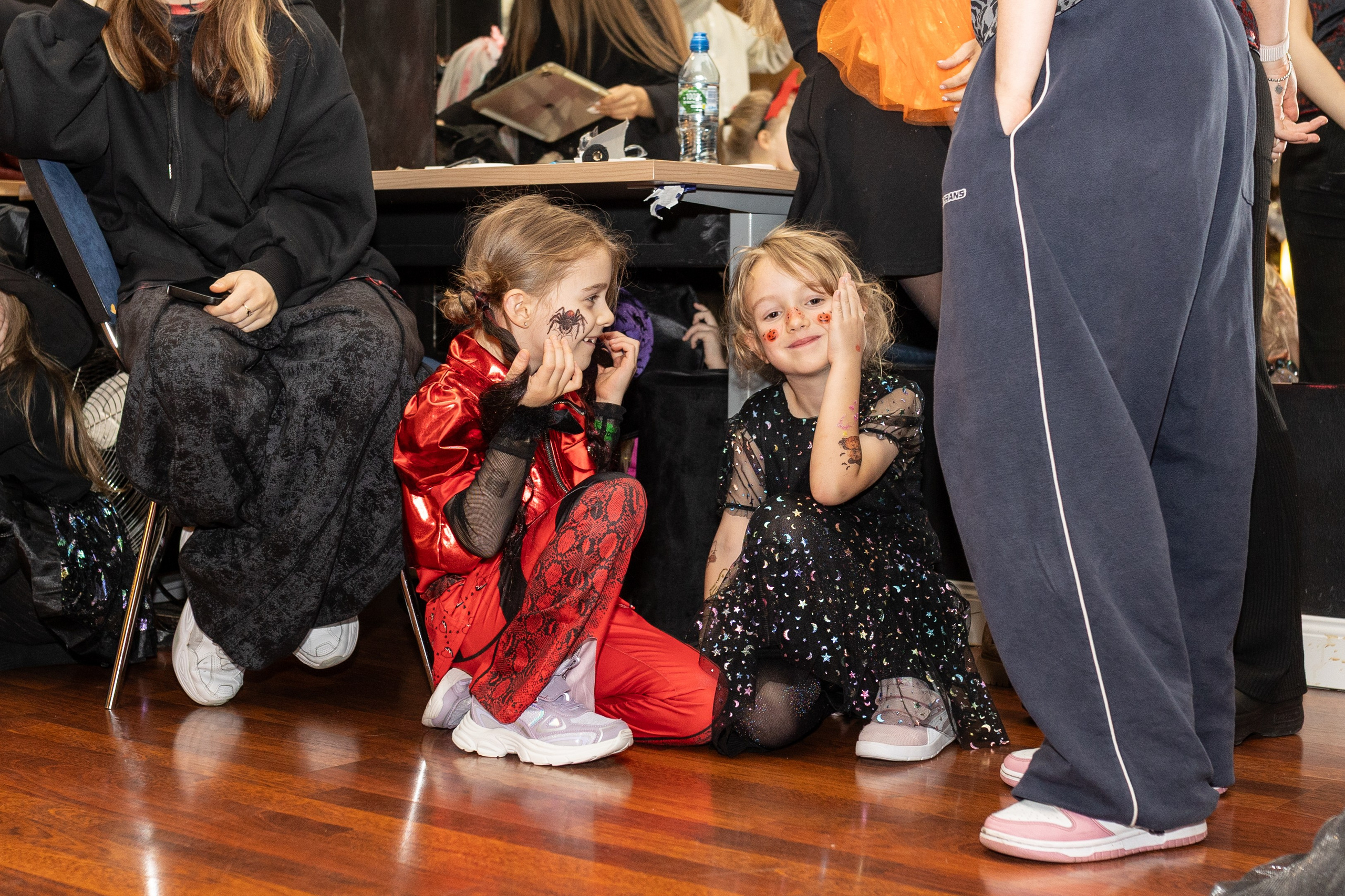 Leo dance studio Helloween 2025. Семейный и детский фотограф в Варшаве Мила Бобровская