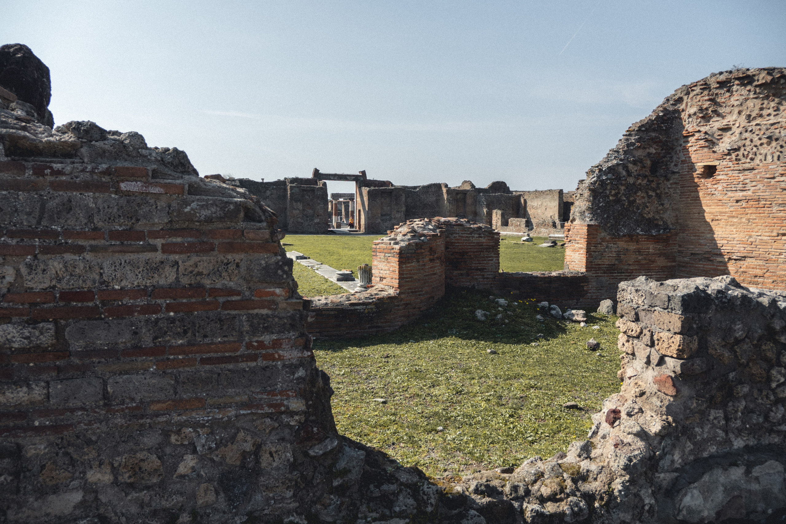 Pompeii. Photographe sur Cote d’Azur. Portraits de familles, couples, enfants, événements