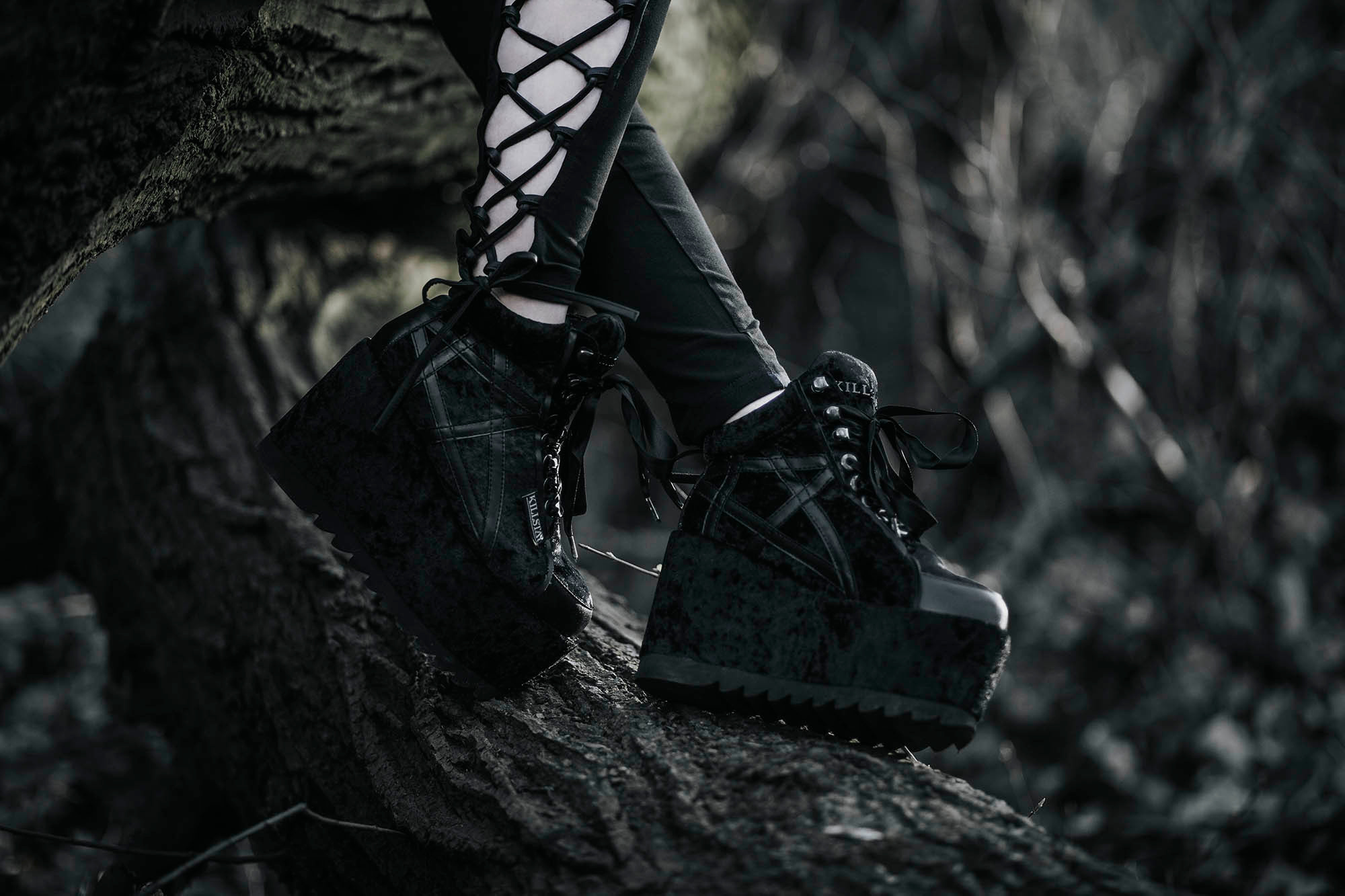 Fotografije koje sam radio za brend Killstar, UK. Mark Smilyanic | Portretni boudoir fotograf iz Beograda