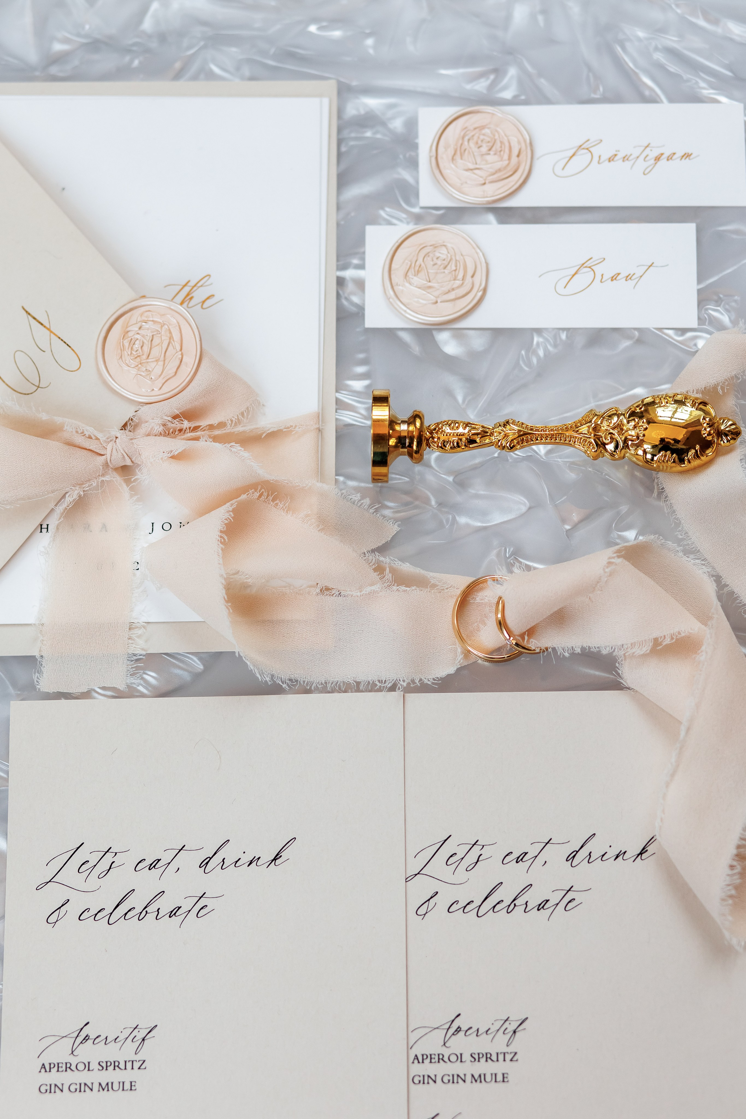 Märchenhafte Hochzeit in der Villa Schützenhof. Hochzeitsfotografie in Berlin Nataliia Schütze