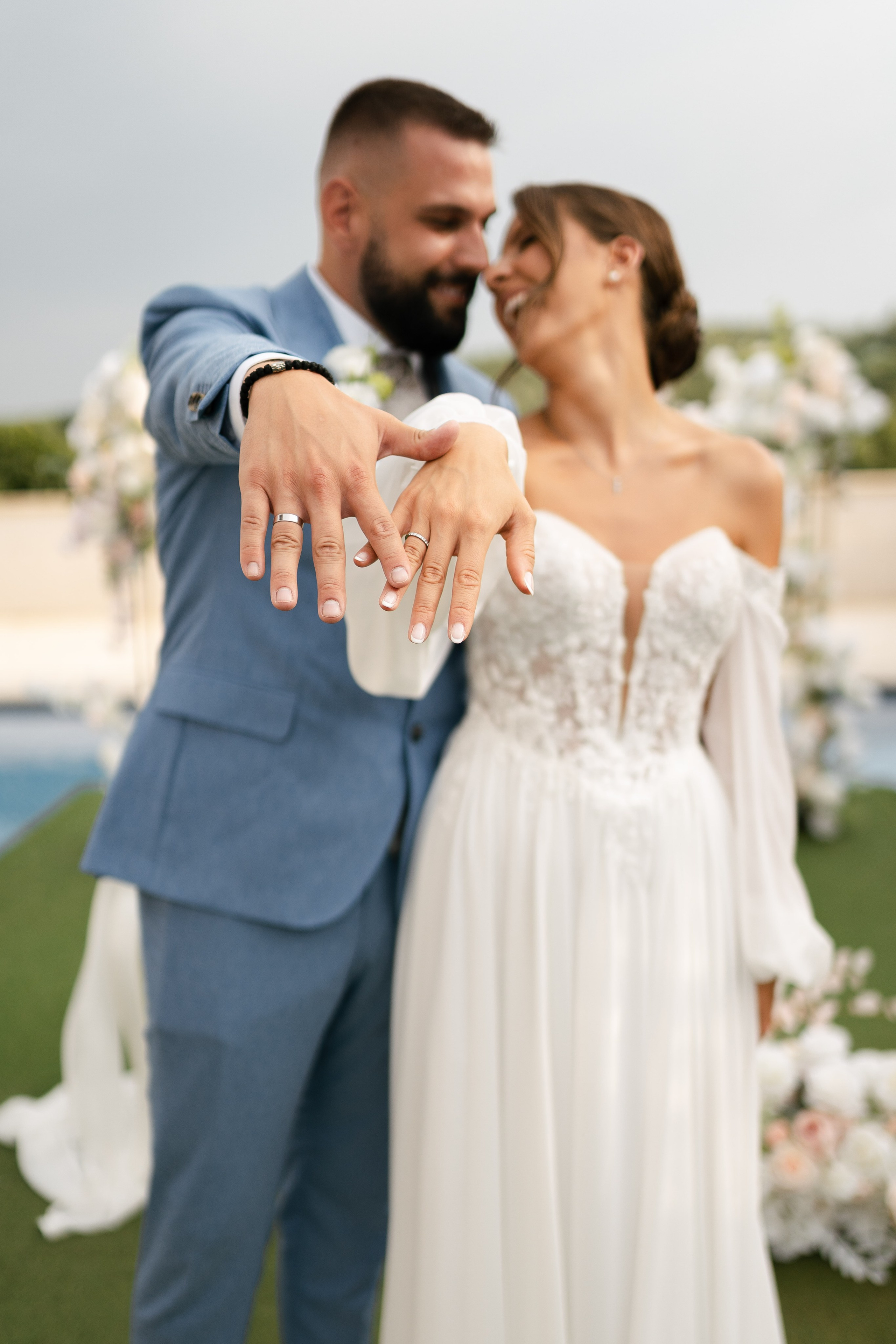 M&D|Between City Lights and Hidden Oasis. Black Sheep Produkcija| Wedding Photography and Wedding Films, based in Kragujevac, Europe / Fotograf i videograf, Kragujevac, Srbija