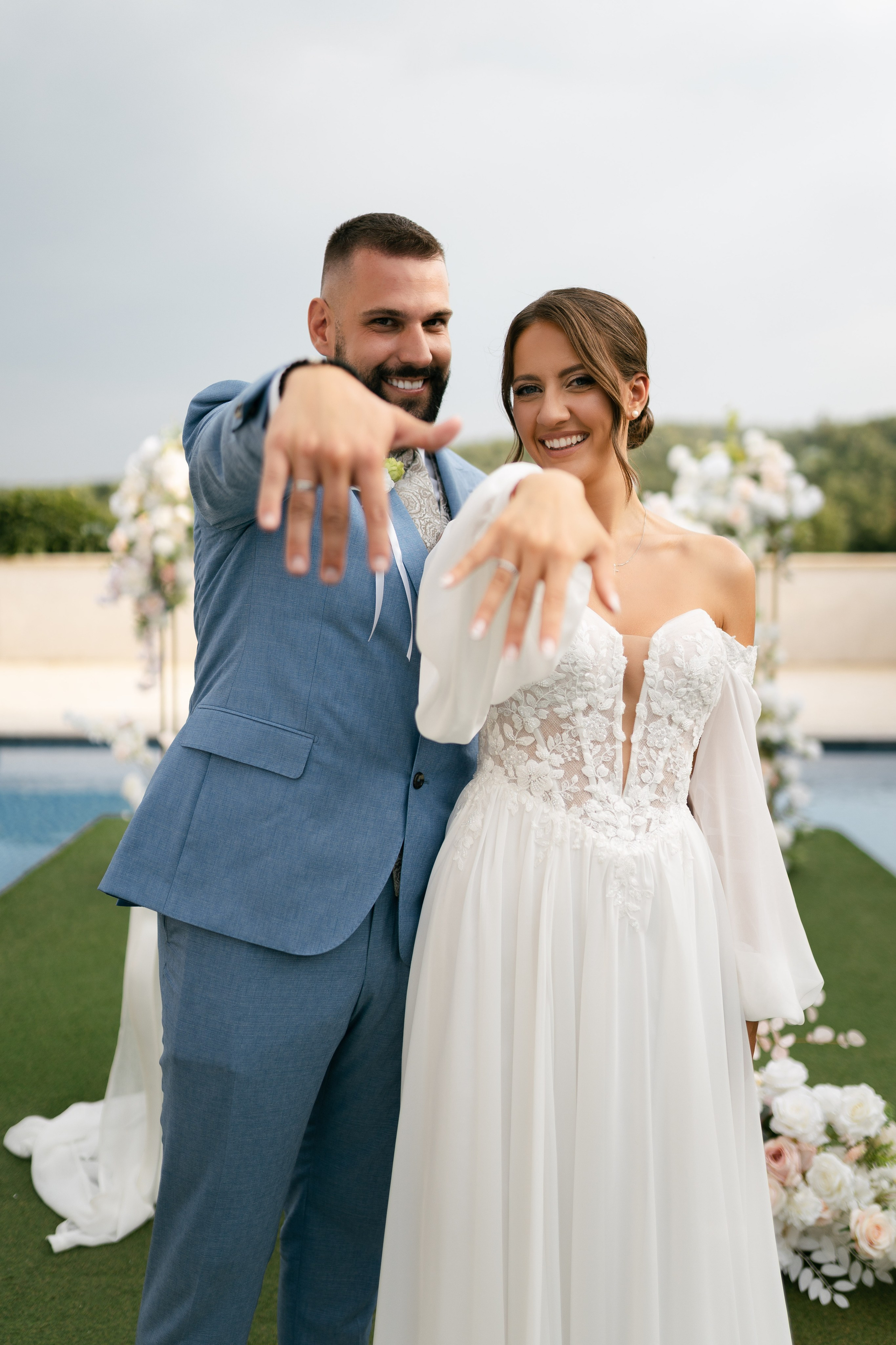 M&D|Between City Lights and Hidden Oasis. Black Sheep Produkcija| Wedding Photography and Wedding Films, based in Kragujevac, Europe / Fotograf i videograf, Kragujevac, Srbija