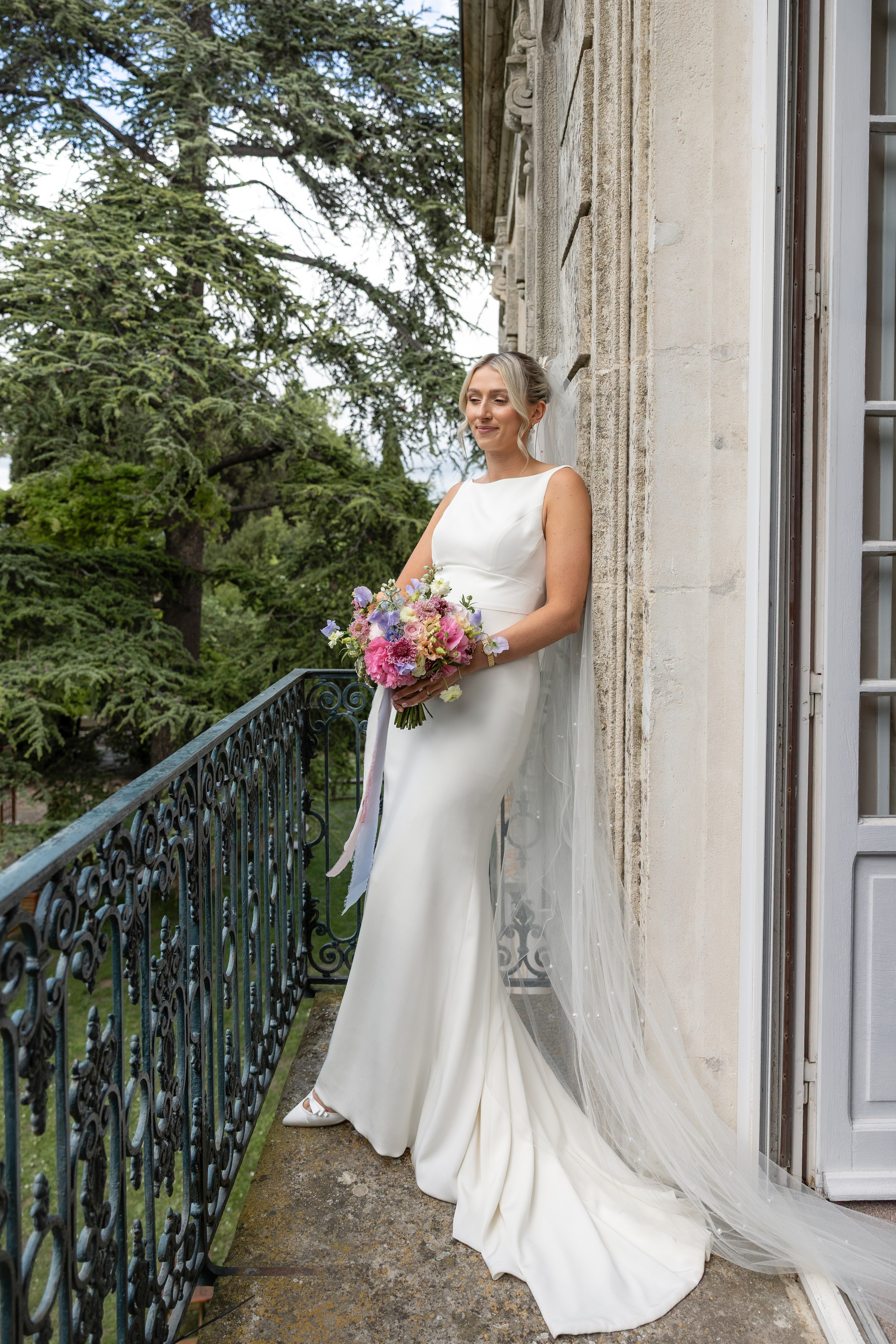 Свадьба в Château Du Puits Es Pratx — яркий день на юге Франции. Евгения Смирнова — фотограф в Тулузе и юго-западной Франции