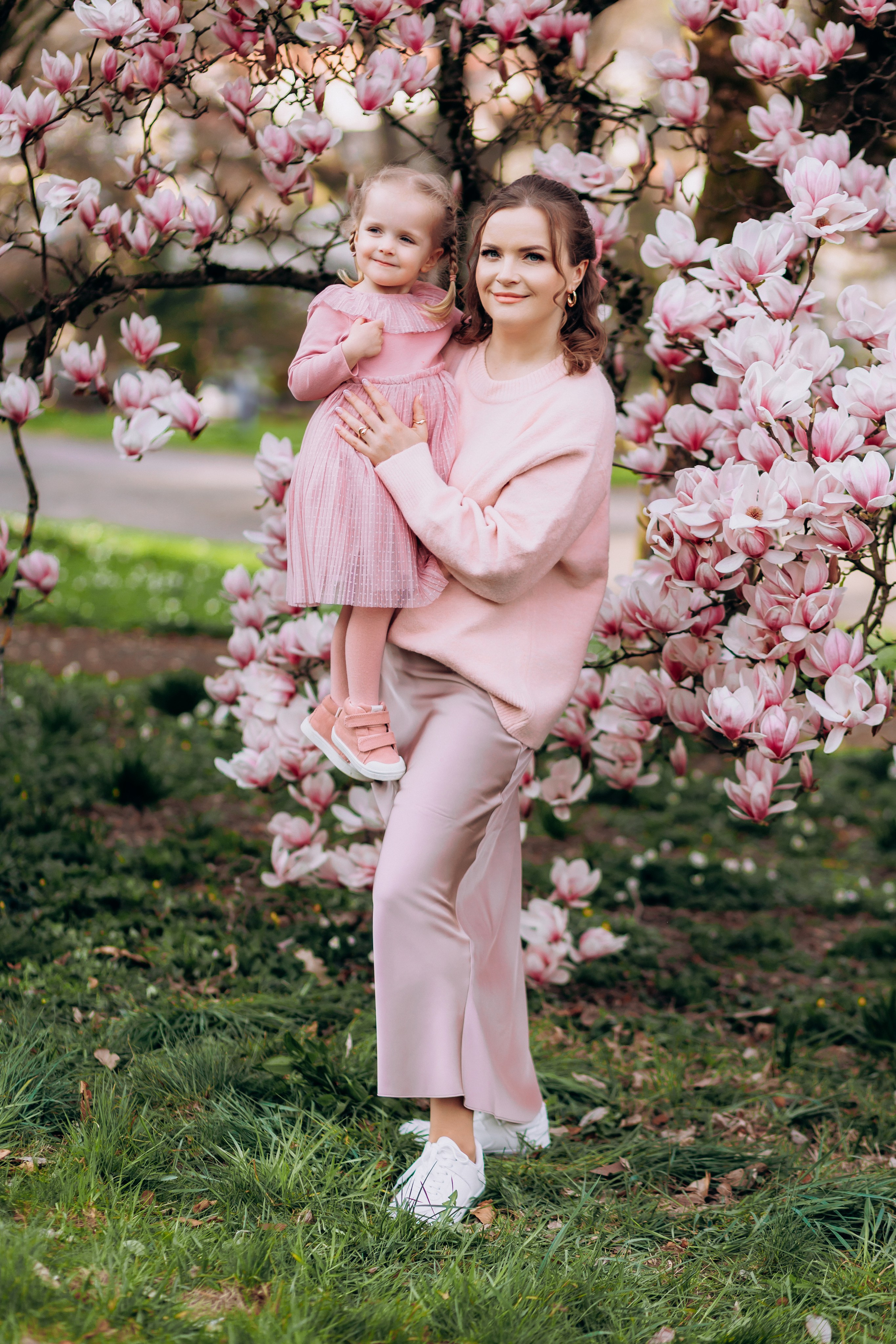 Tatiana, Alisa, Daria. Wedding and Family Photograph