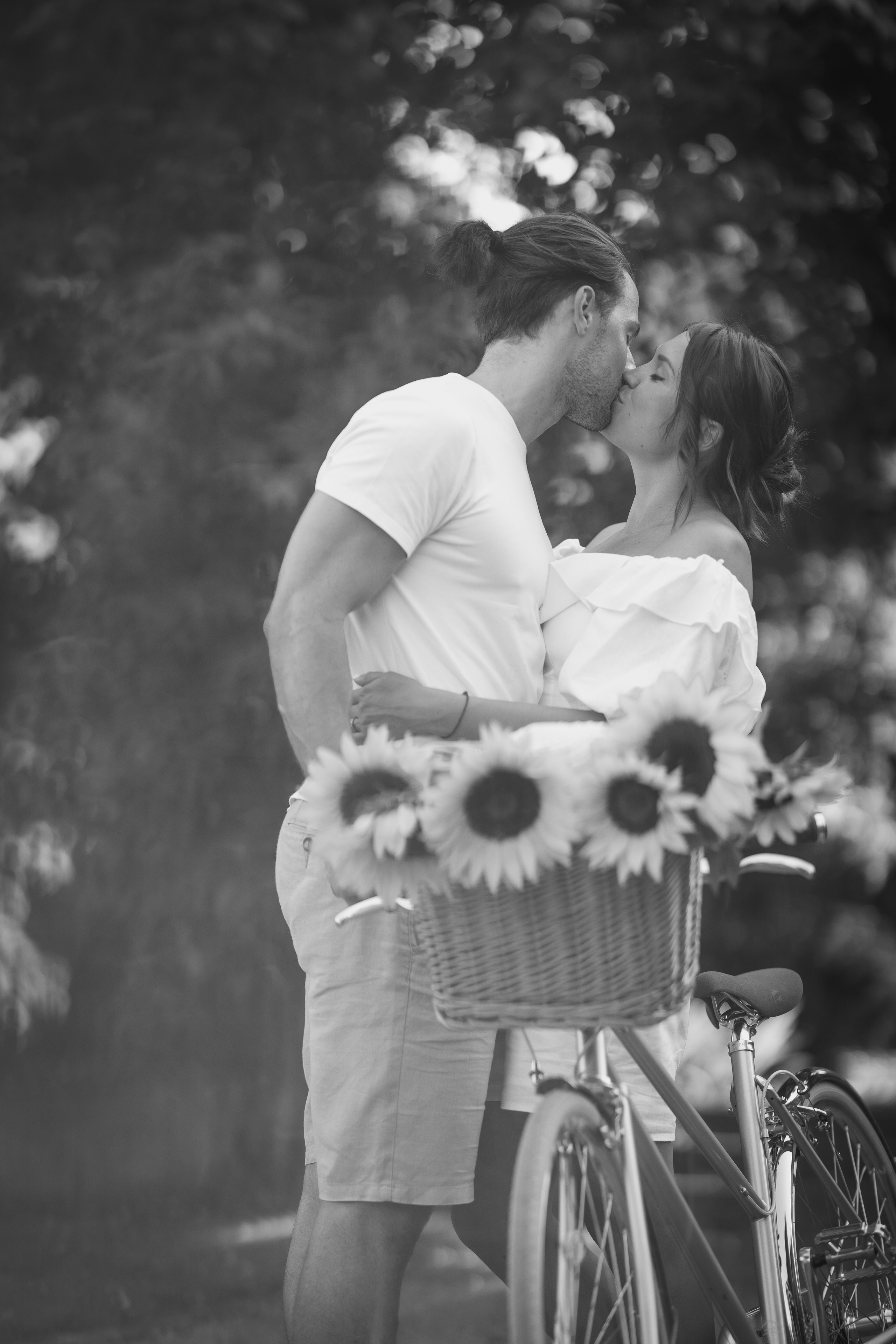 Serafima & Marco. Family photographer Zurich & Switzerland Daria Moore