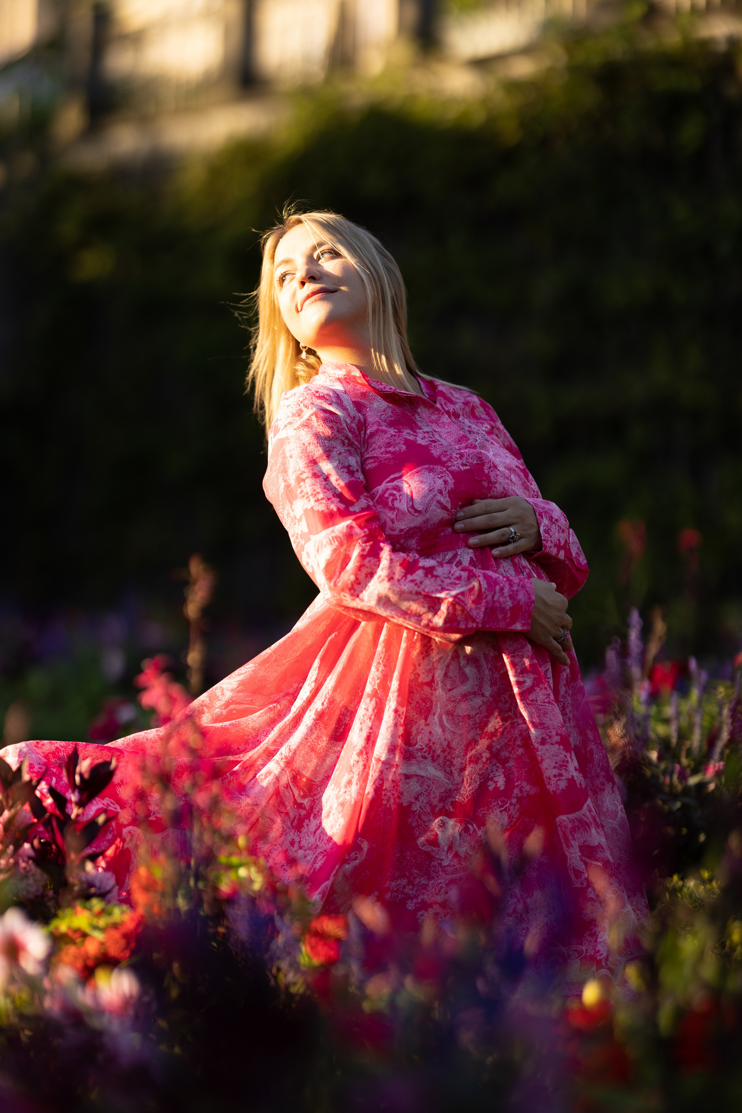 Raisa in secret garden. Family photographer Zurich & Switzerland Daria Moore