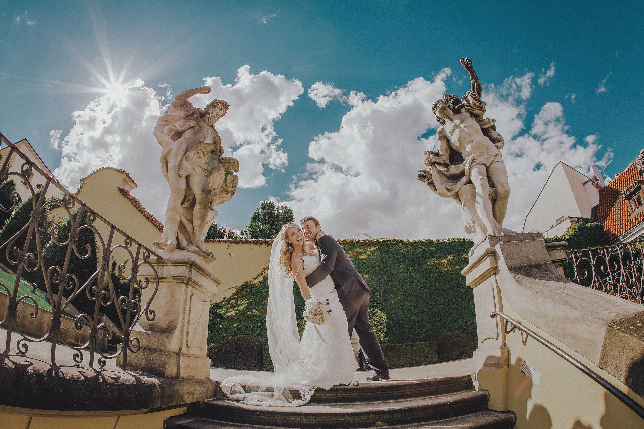 Northeast Ohio (Cleveland, Youngstown, Akron) Wedding Photography