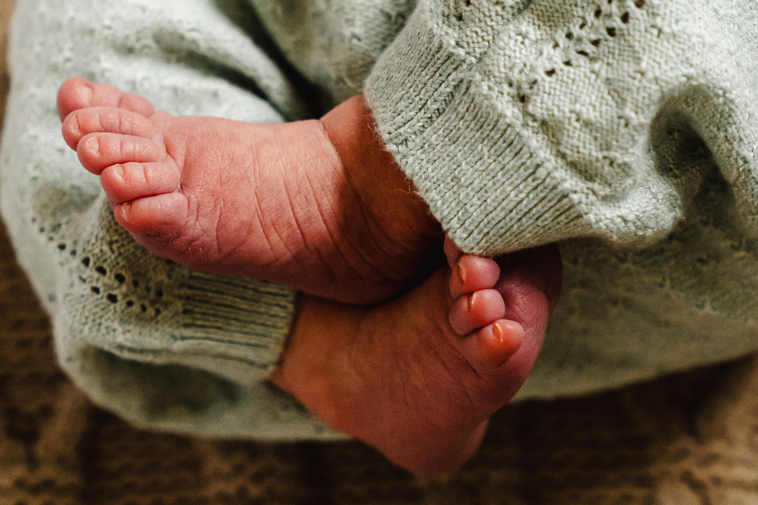 Newborn in-home photo session. Newcastle Upon Tyne Photographer Yana Balatskaya