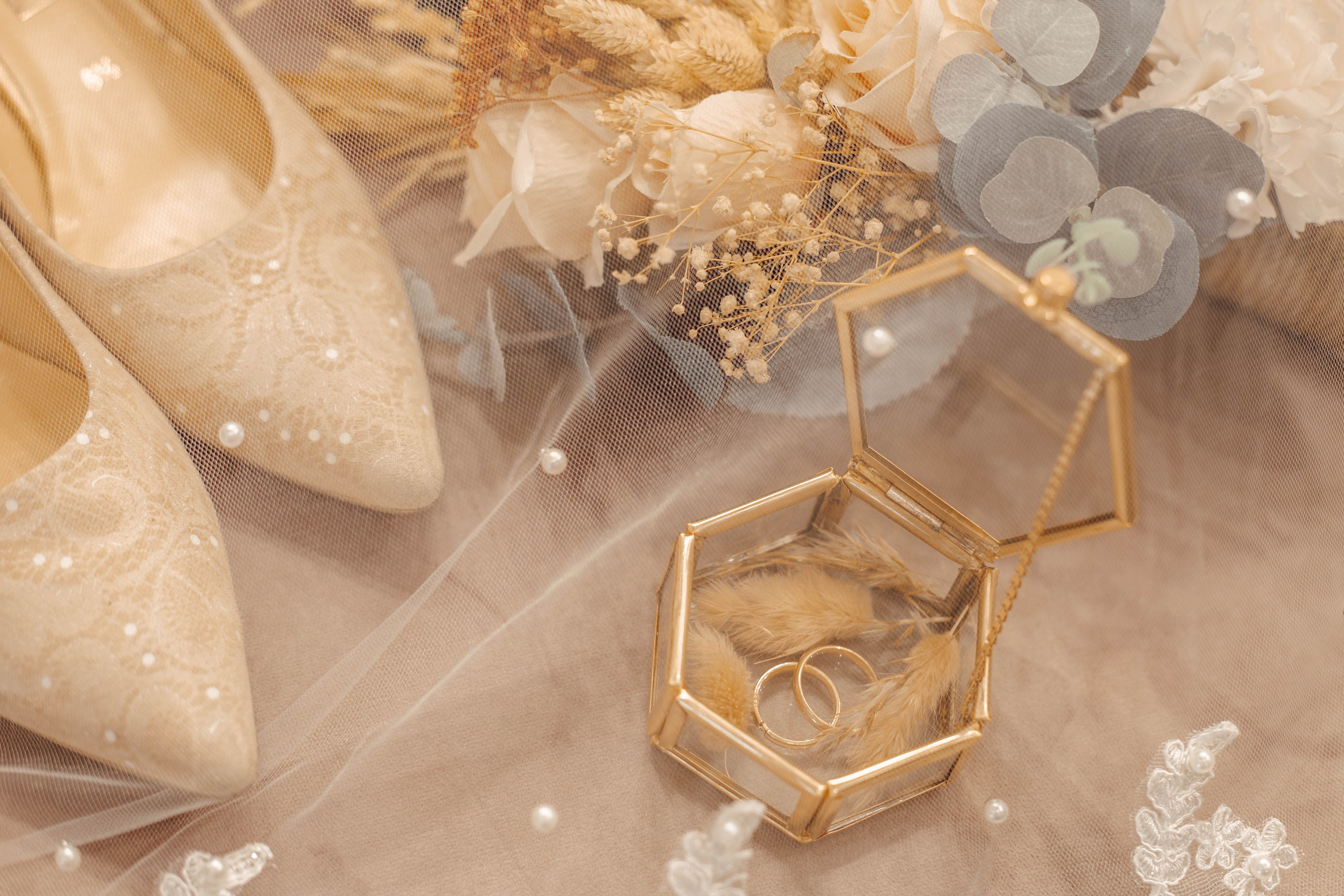 Dimeras Brautmode. Natalia Belov Familien - und Hochzeitsfotografin