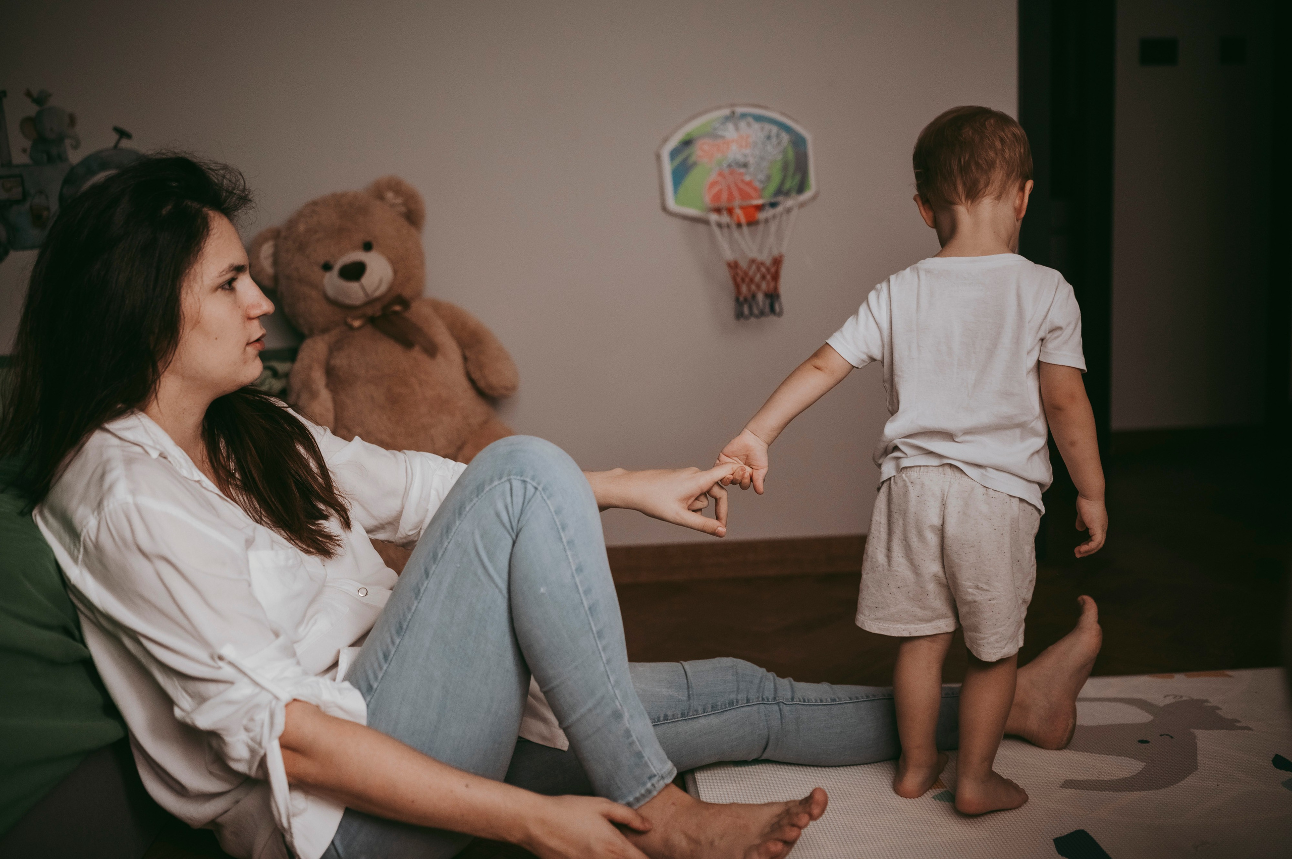 Sonja, Nikola, Lazar i Luka / porodicno fotografisanje kod kuce. Deciji i porodicni fotograf u Beogradu Oksana Skendzic