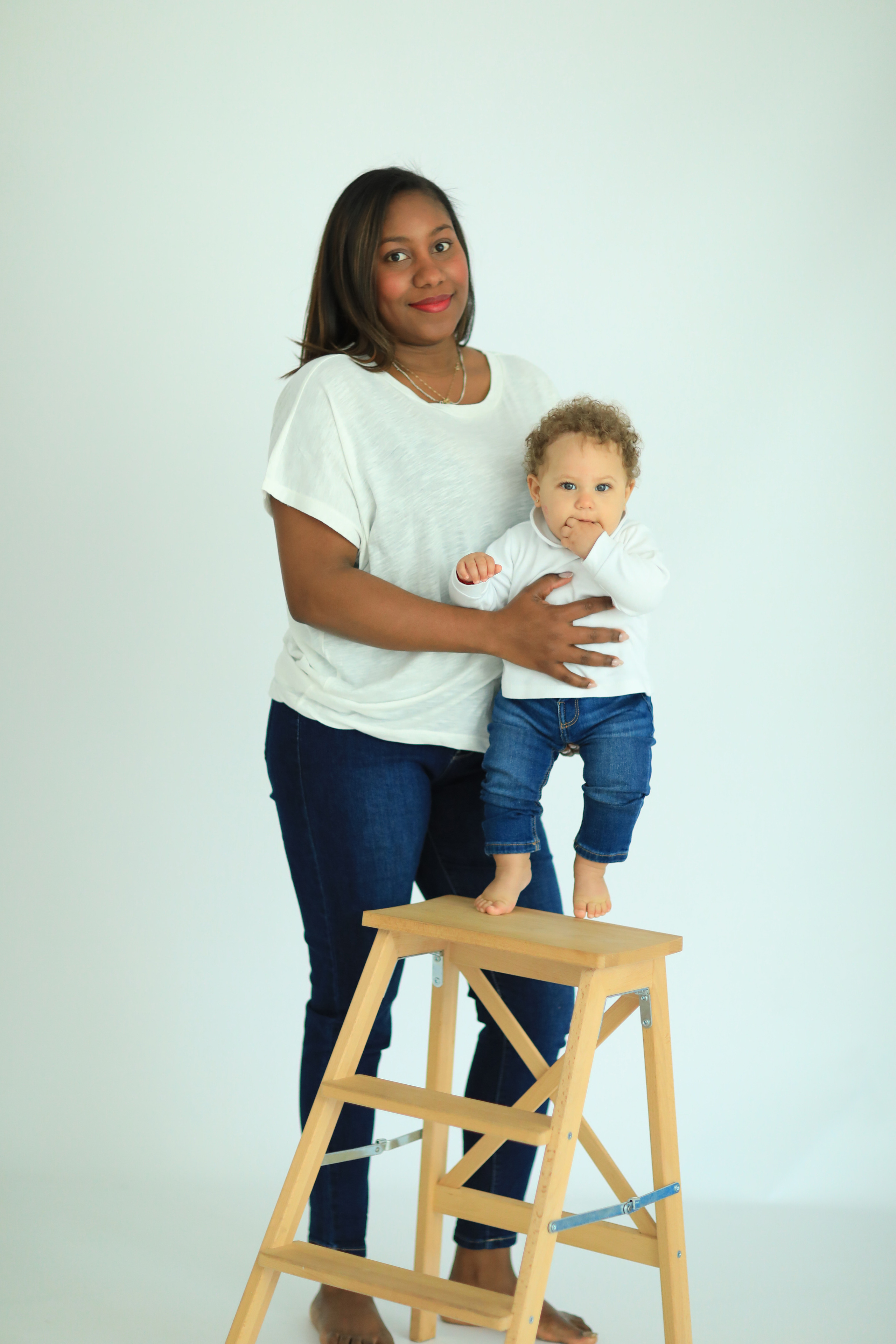 Perla. Fotografía de Eventos, Embarazo y Familiar en Pirineos