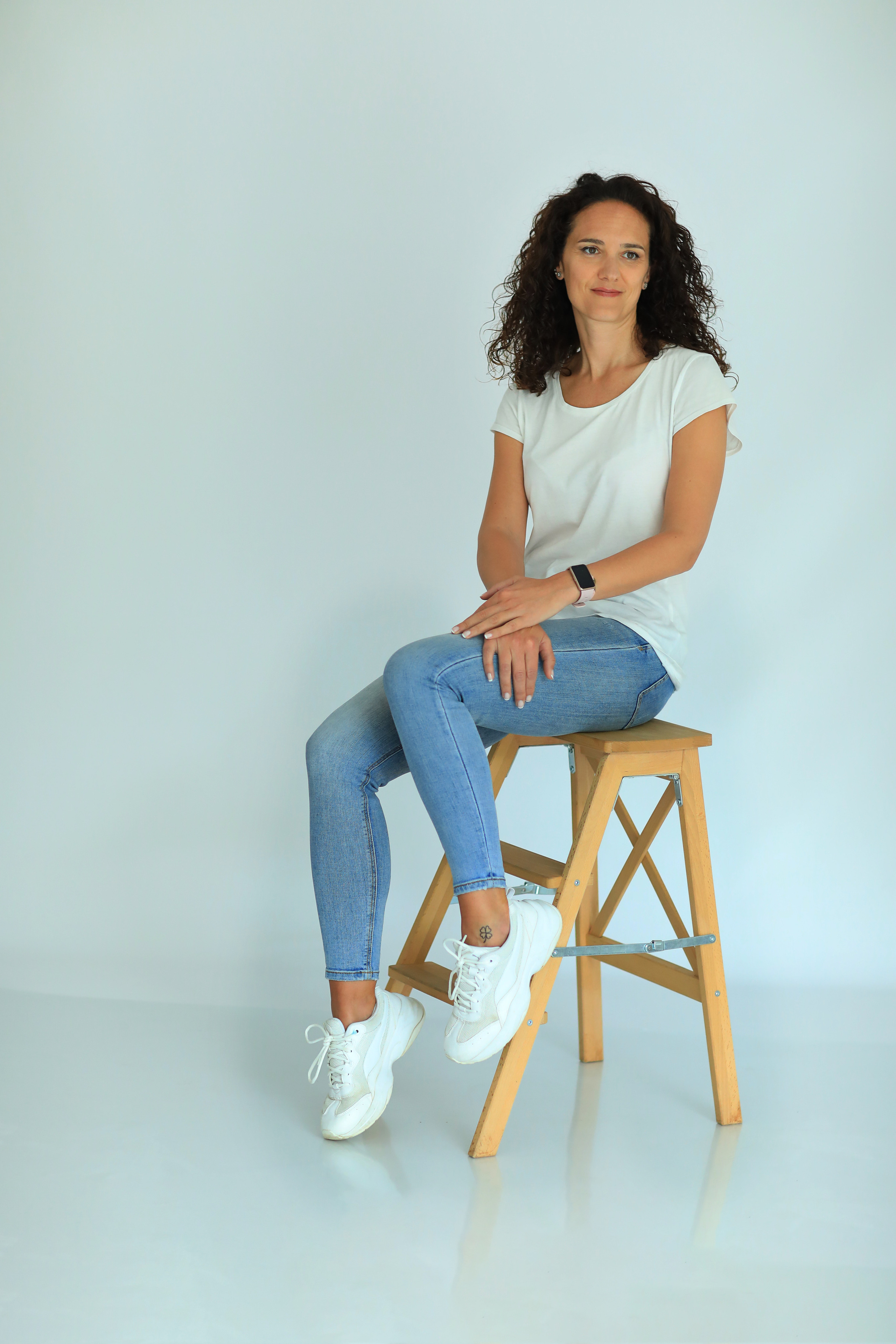 Laura. Fotografía de Eventos, Embarazo y Familiar en Pirineos