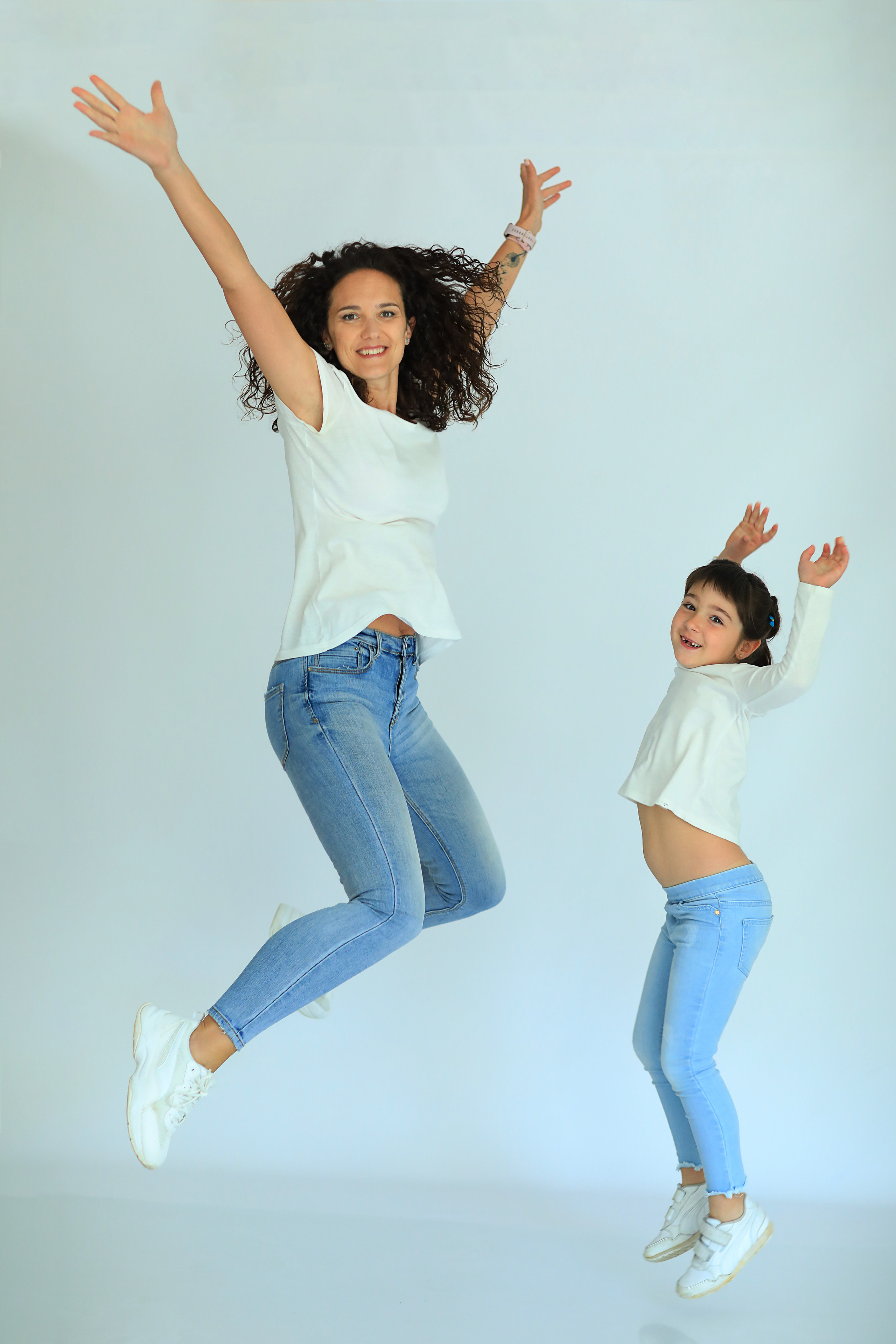 Laura. Fotografía de Eventos, Embarazo y Familiar en Pirineos