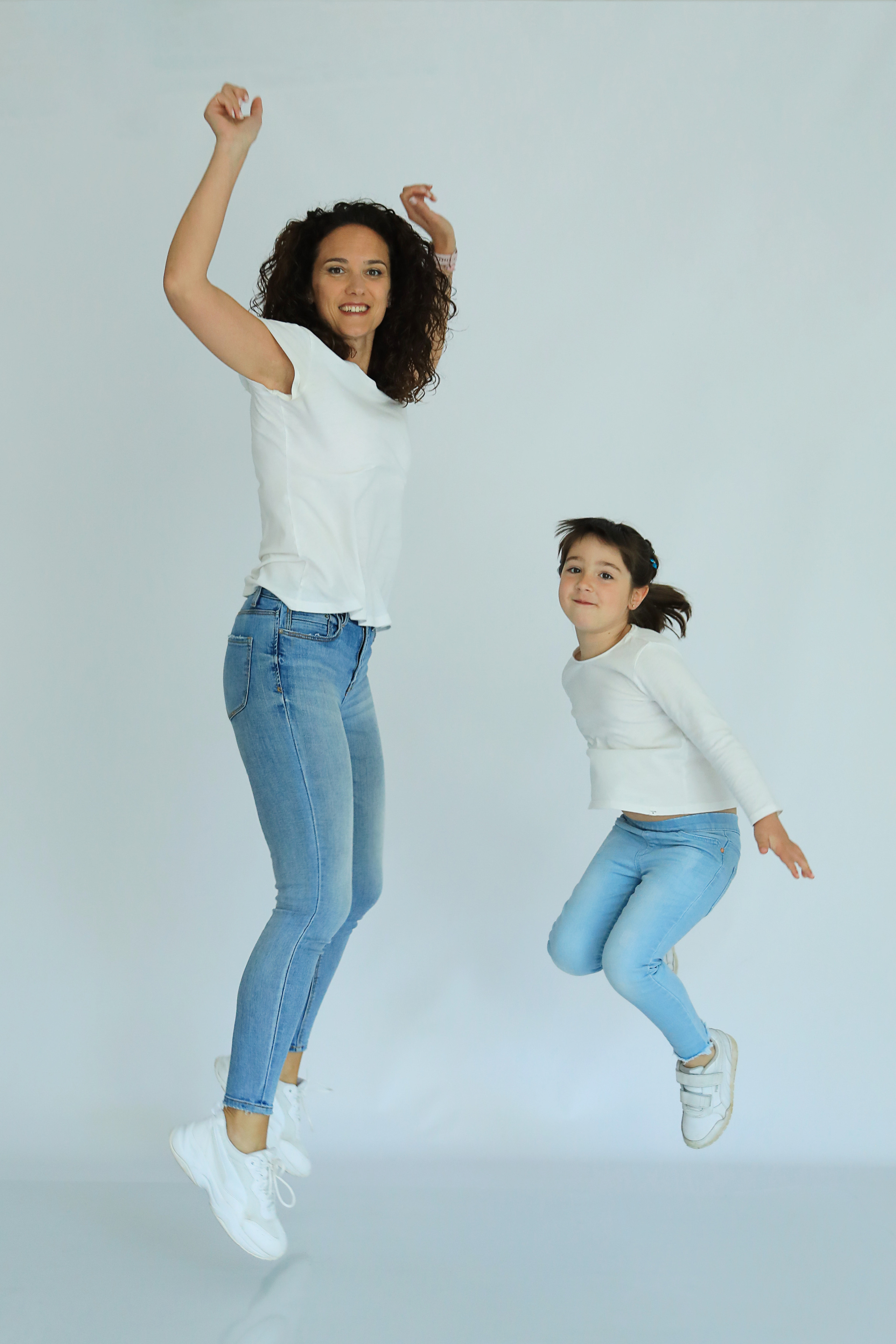 Laura. Fotografía de Eventos, Embarazo y Familiar en Pirineos