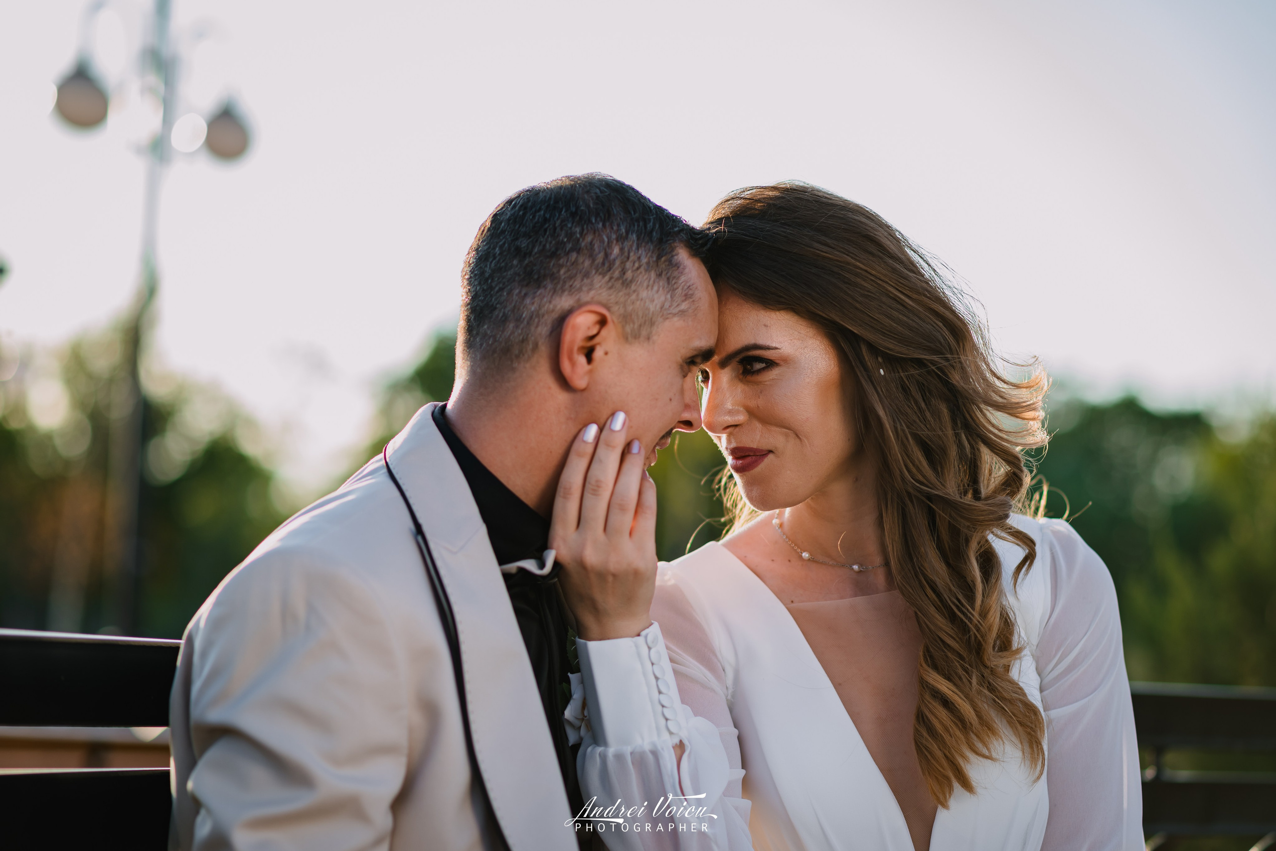 Fotografia de nuntă. Andrei Voicu Fotograf. Povești nescrise, surprinse atent