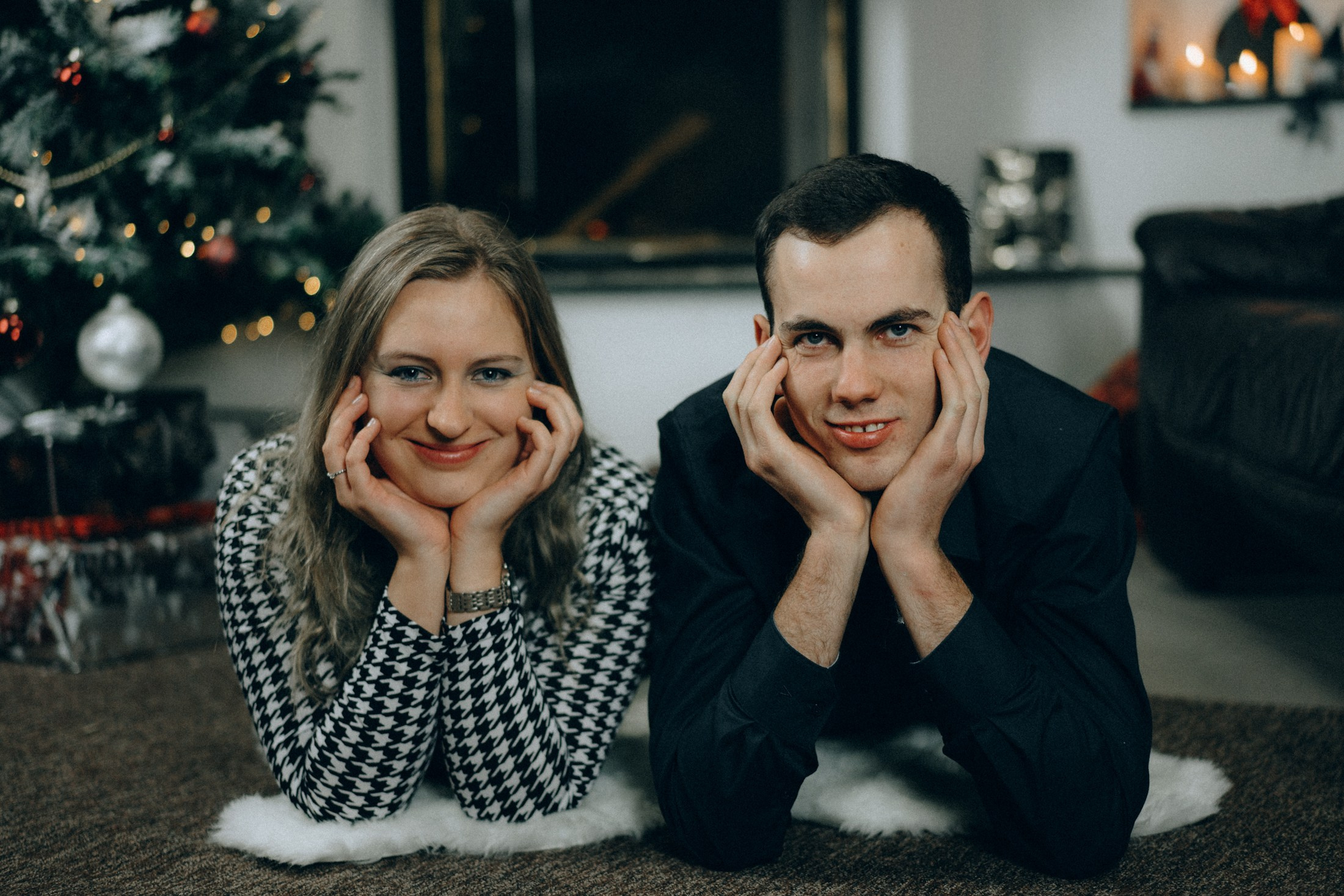 Счастливая пара в новогодней атмосфере – фотосессия для двоих Дрезден