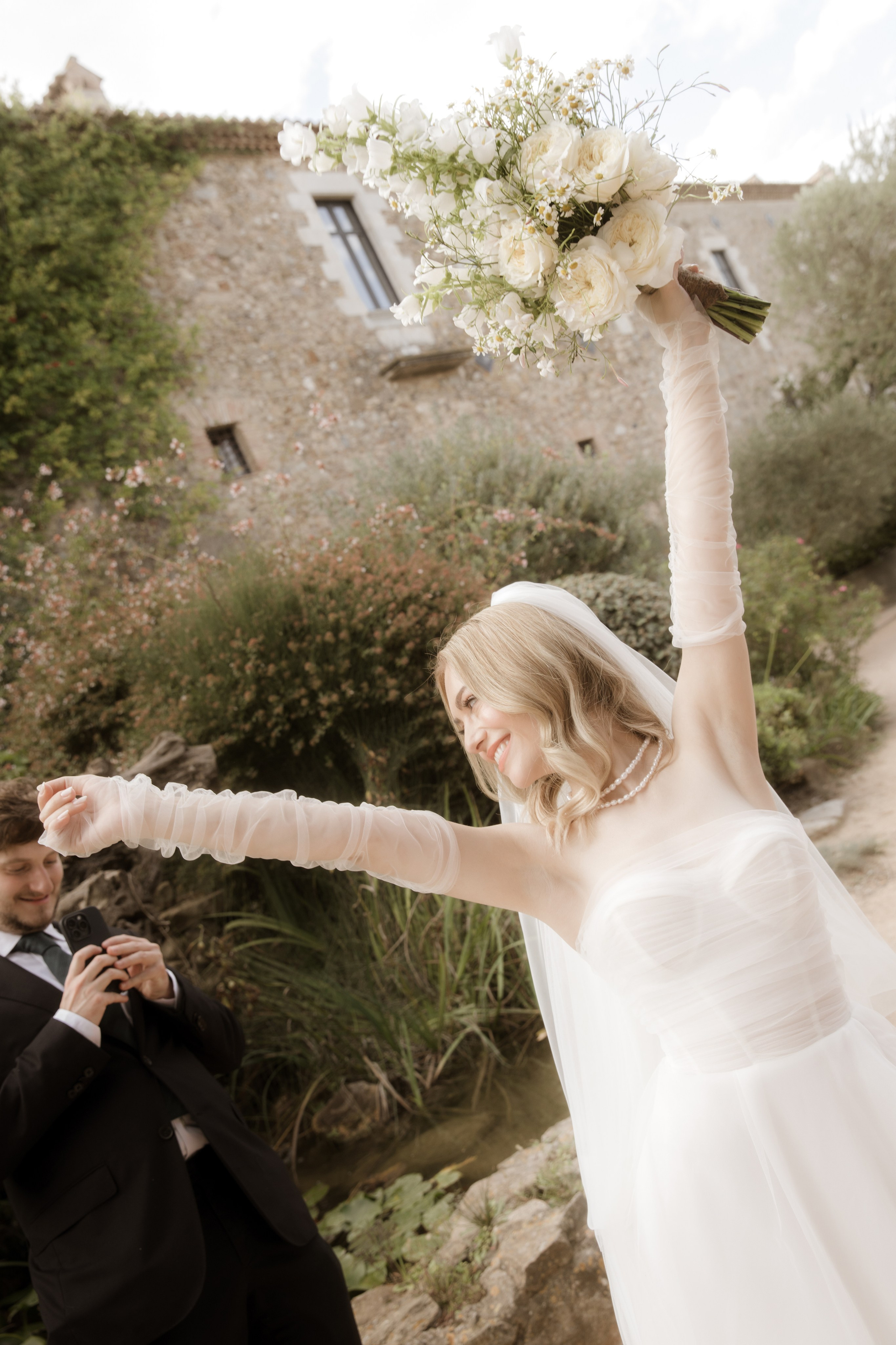 PJ & Yonna. Hotel Castell d’Emporda. Paola wedding photographer / videographer in Barcelona